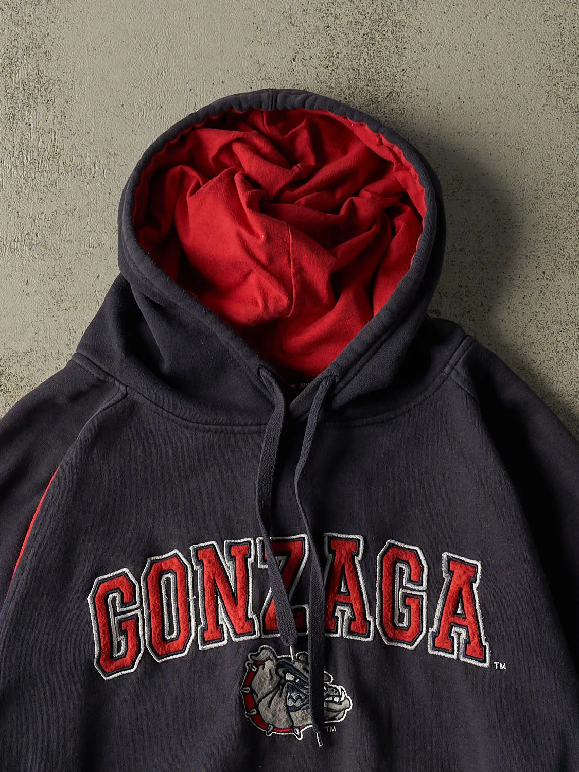 Vintage Y2K Faded Black Gonzaga University Embroidered Hoodie (L/XL) sold by Rebalance Vintage product image thumbnail 2
