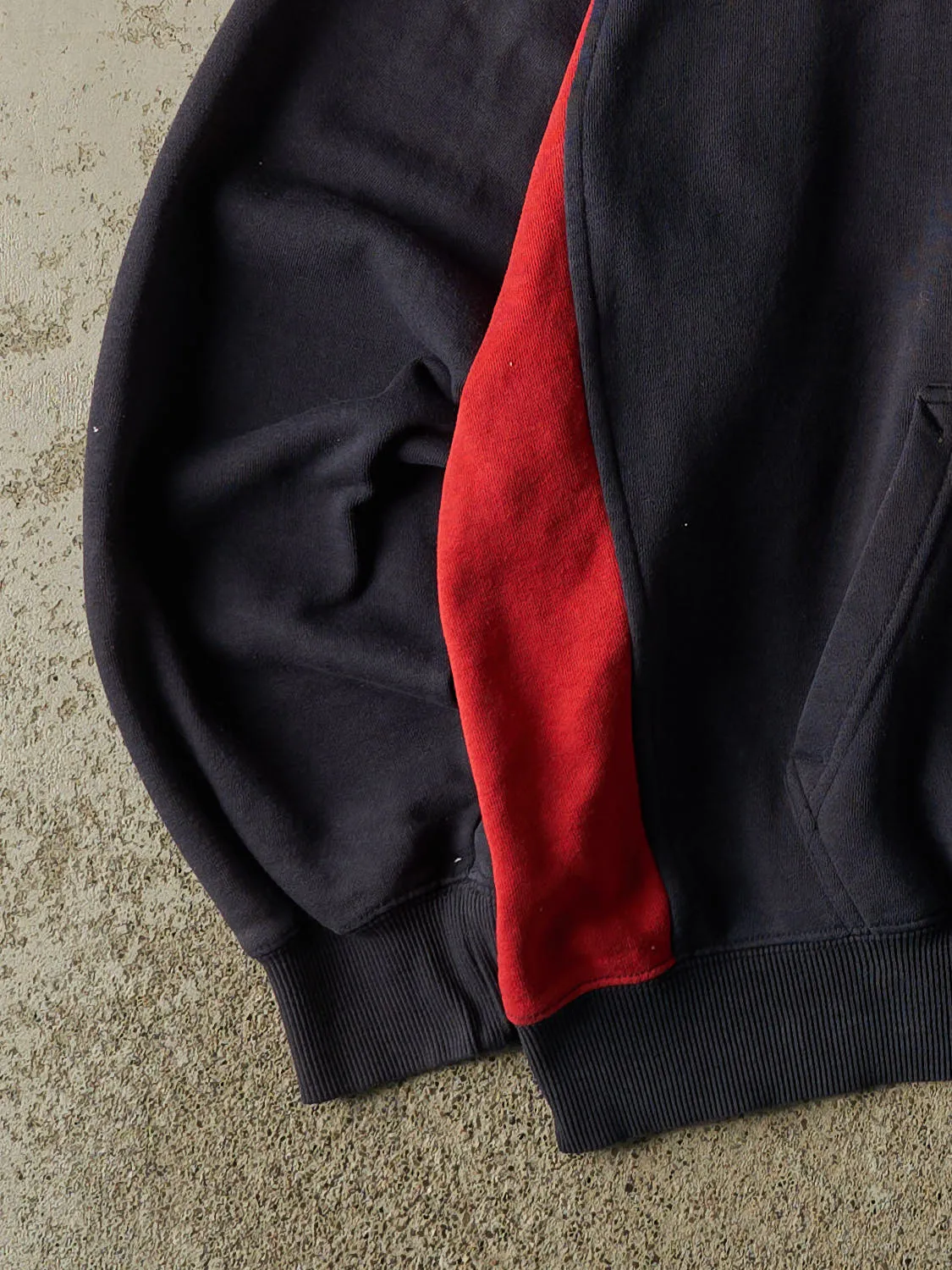 Vintage Y2K Faded Black Gonzaga University Embroidered Hoodie (L/XL) sold by Rebalance Vintage product image thumbnail 4