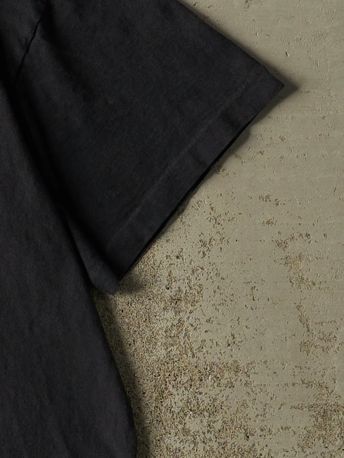 Vintage 90s Black Calvin Klein Jeans Single Stitch Tee (XL) sold by Rebalance Vintage product image thumbnail 4