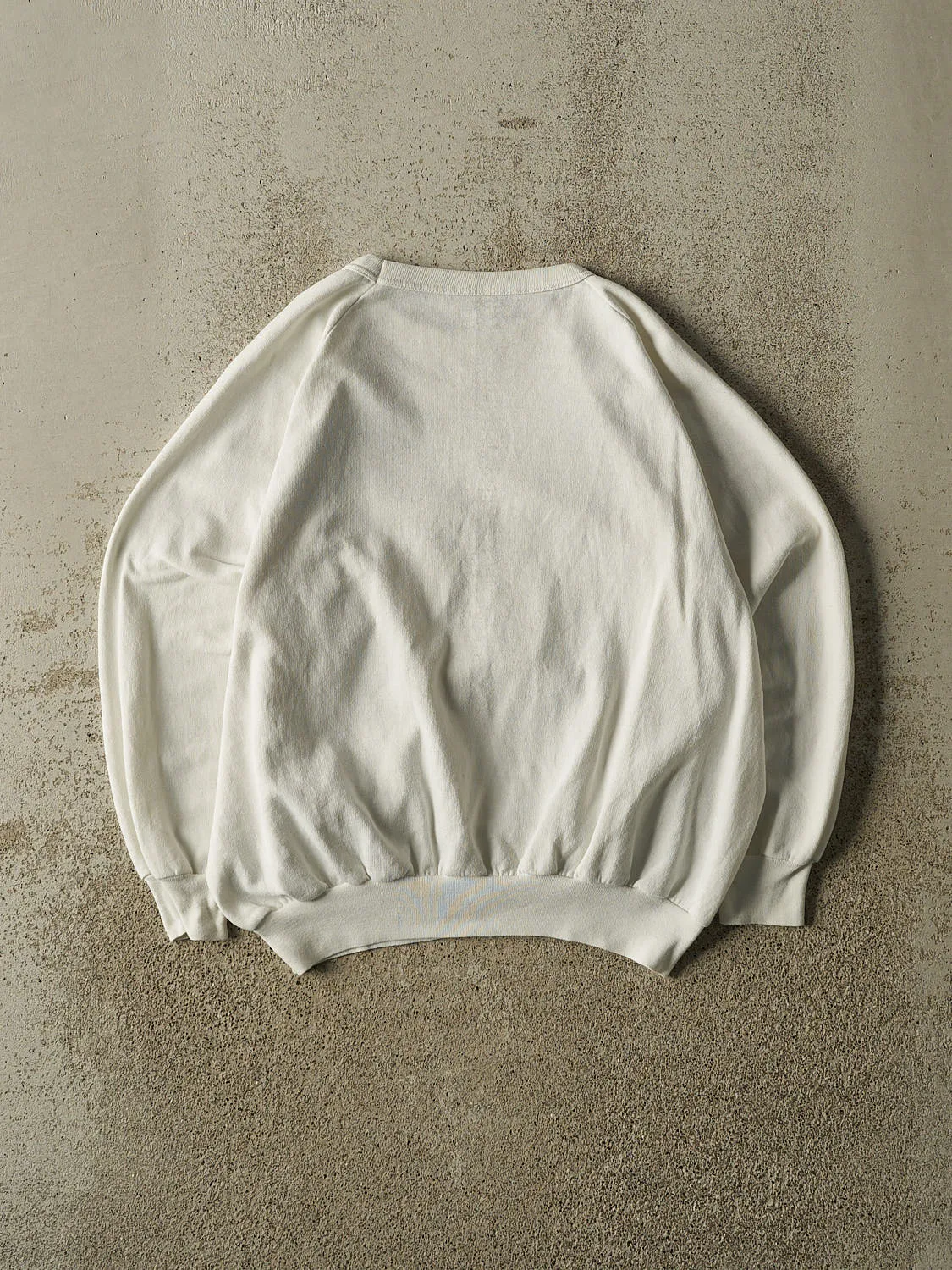 Vintage 89' White Saskatchewan Roughriders "Real Men Eat Wheat" Crewneck (S) sold by Rebalance Vintage product image thumbnail 2
