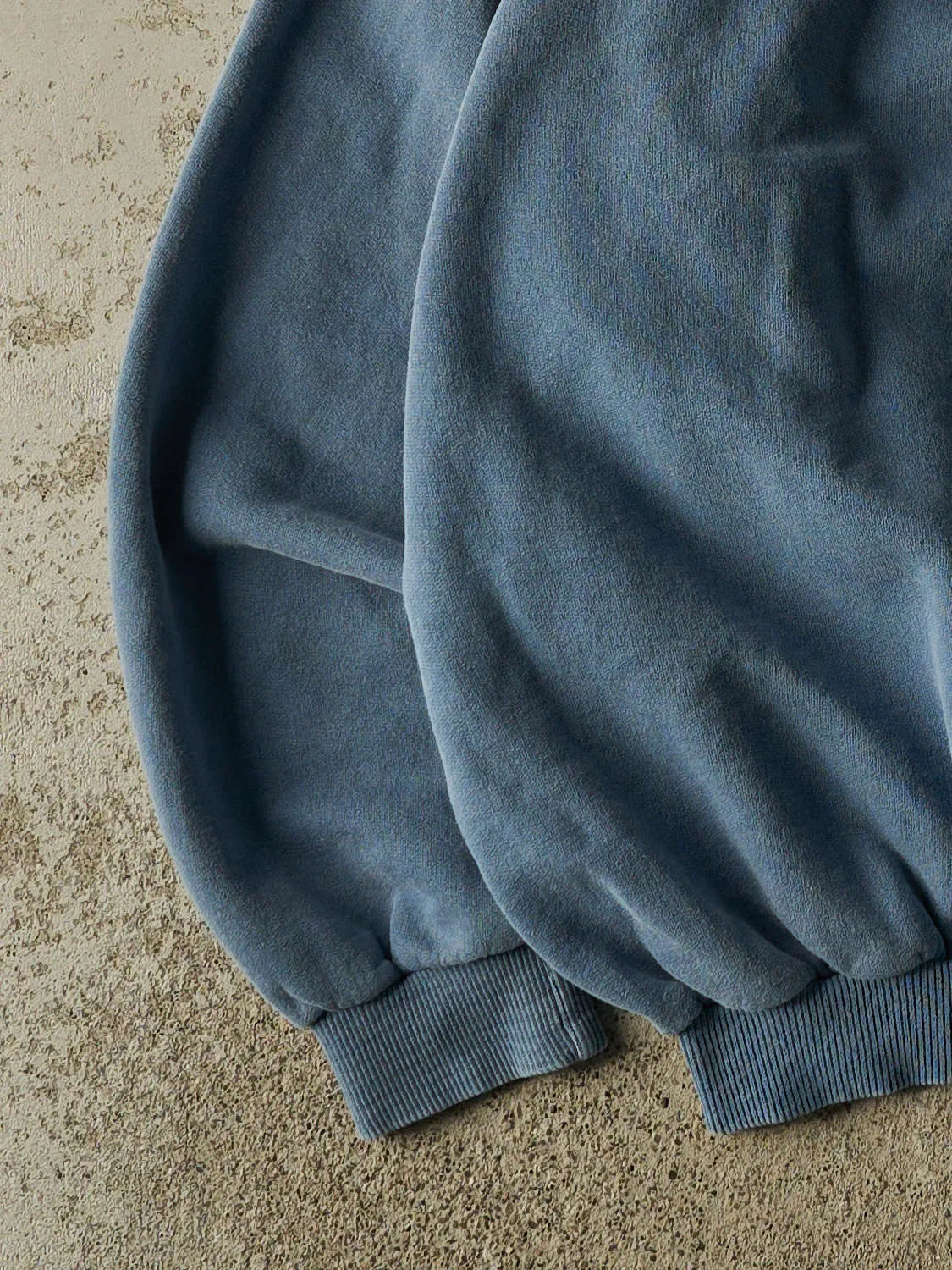 Vintage 90s Blue Oakview Golf Club Embroidered Crewneck (XXL) sold by Rebalance Vintage product image thumbnail 3
