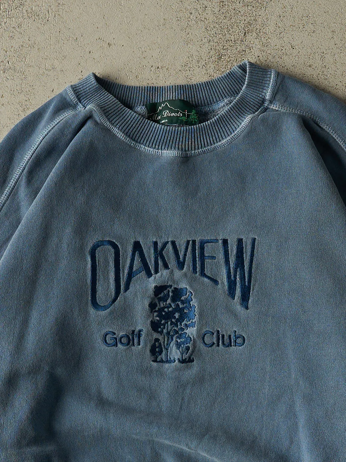 Vintage 90s Blue Oakview Golf Club Embroidered Crewneck (XXL) sold by Rebalance Vintage product image thumbnail 2