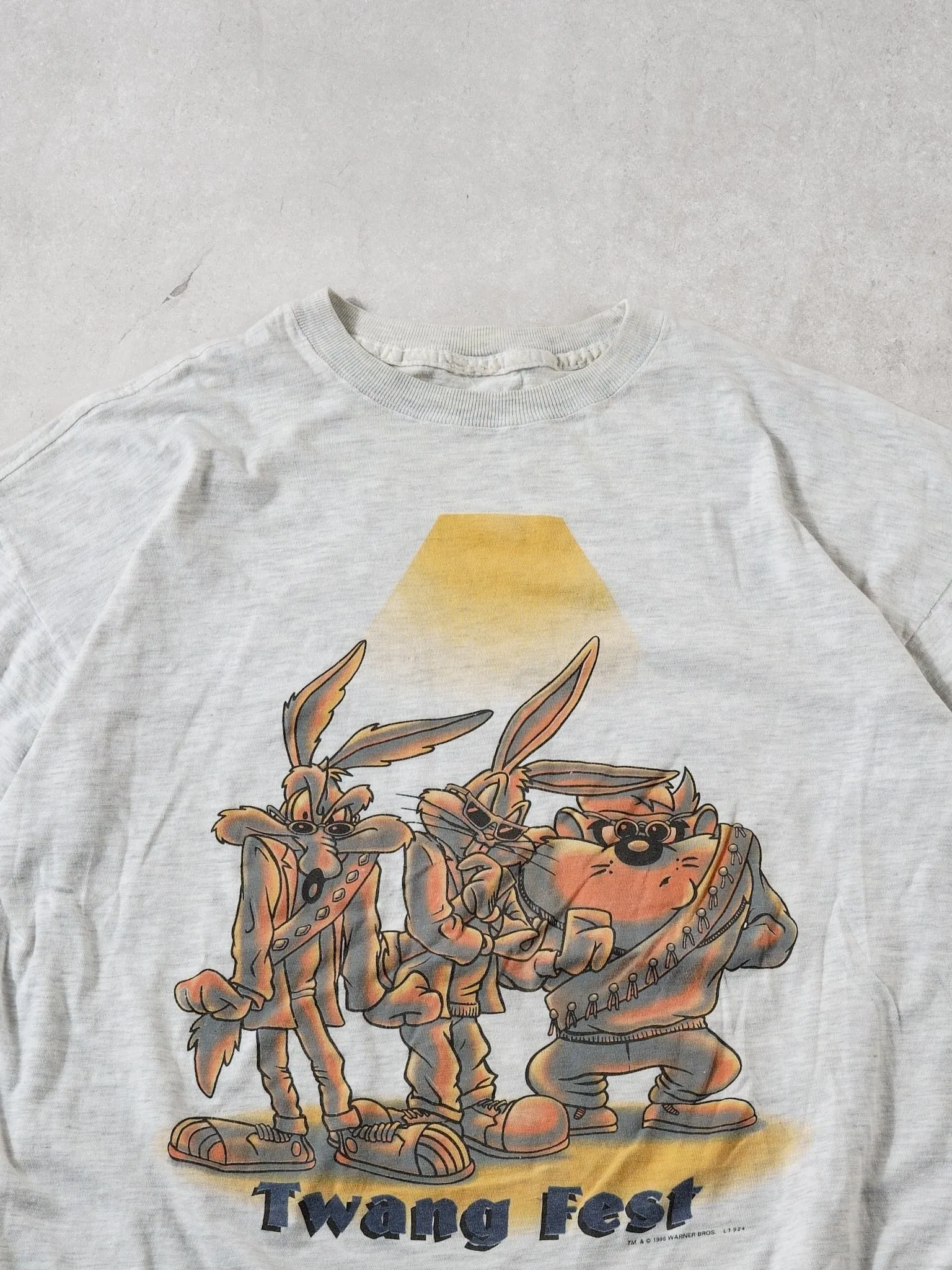 Vintage 96' Grey Twang Fest Looney Tunes Graphic Tee (M) sold by Rebalance Vintage product image thumbnail 2