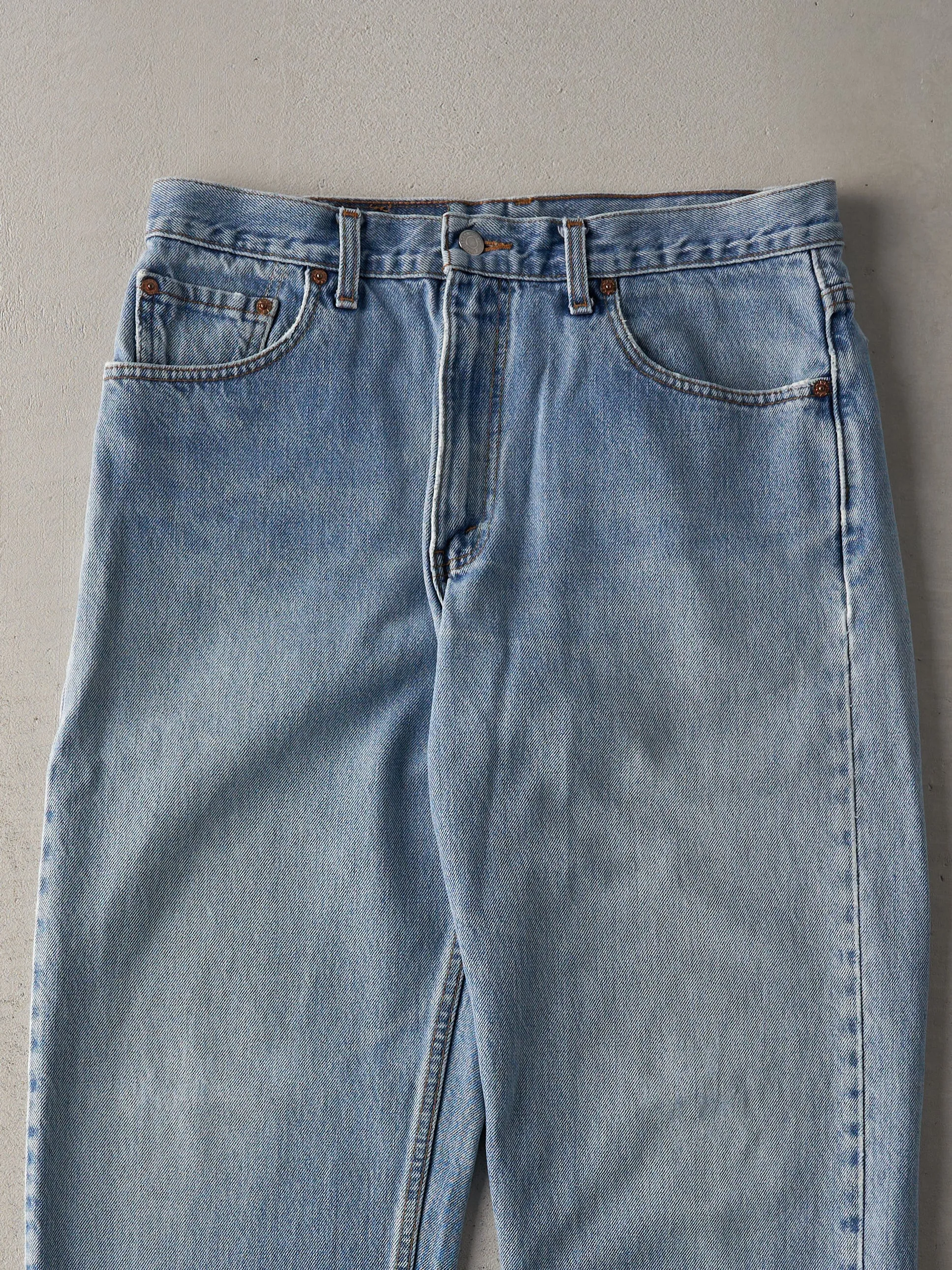 Vintage 90s Light Wash Levi's 550 Jeans (33x30.5) sold by Rebalance Vintage product image thumbnail 3