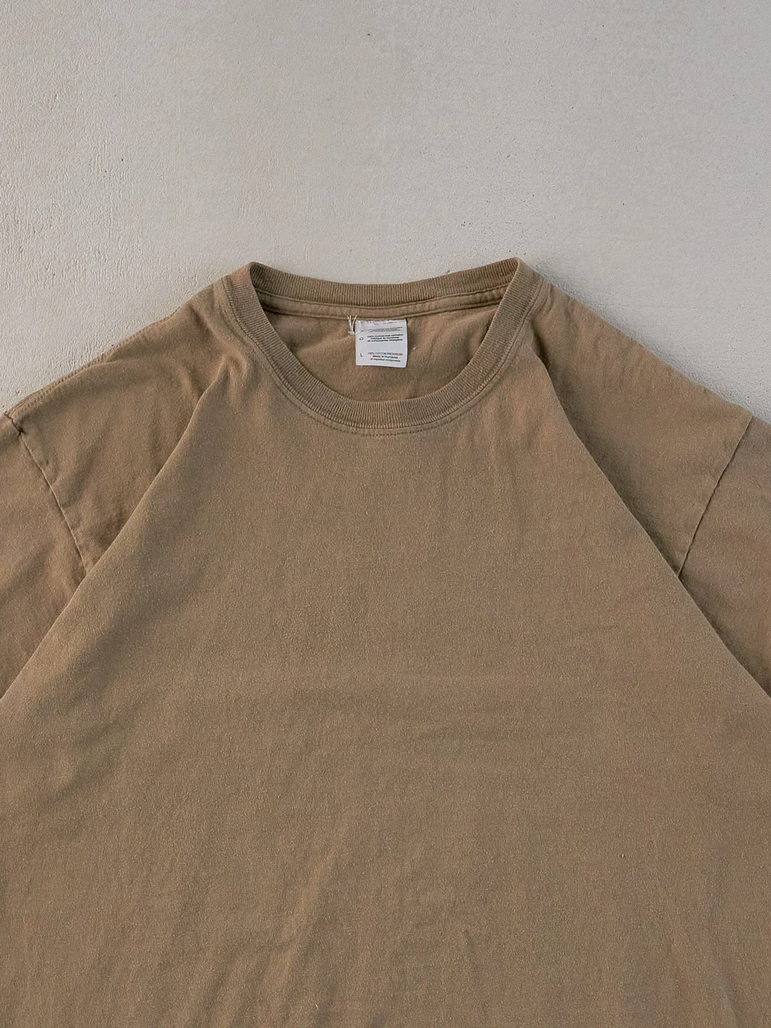 Vintage 90s Brown Blank Tee (M) sold by Rebalance Vintage product image thumbnail 2