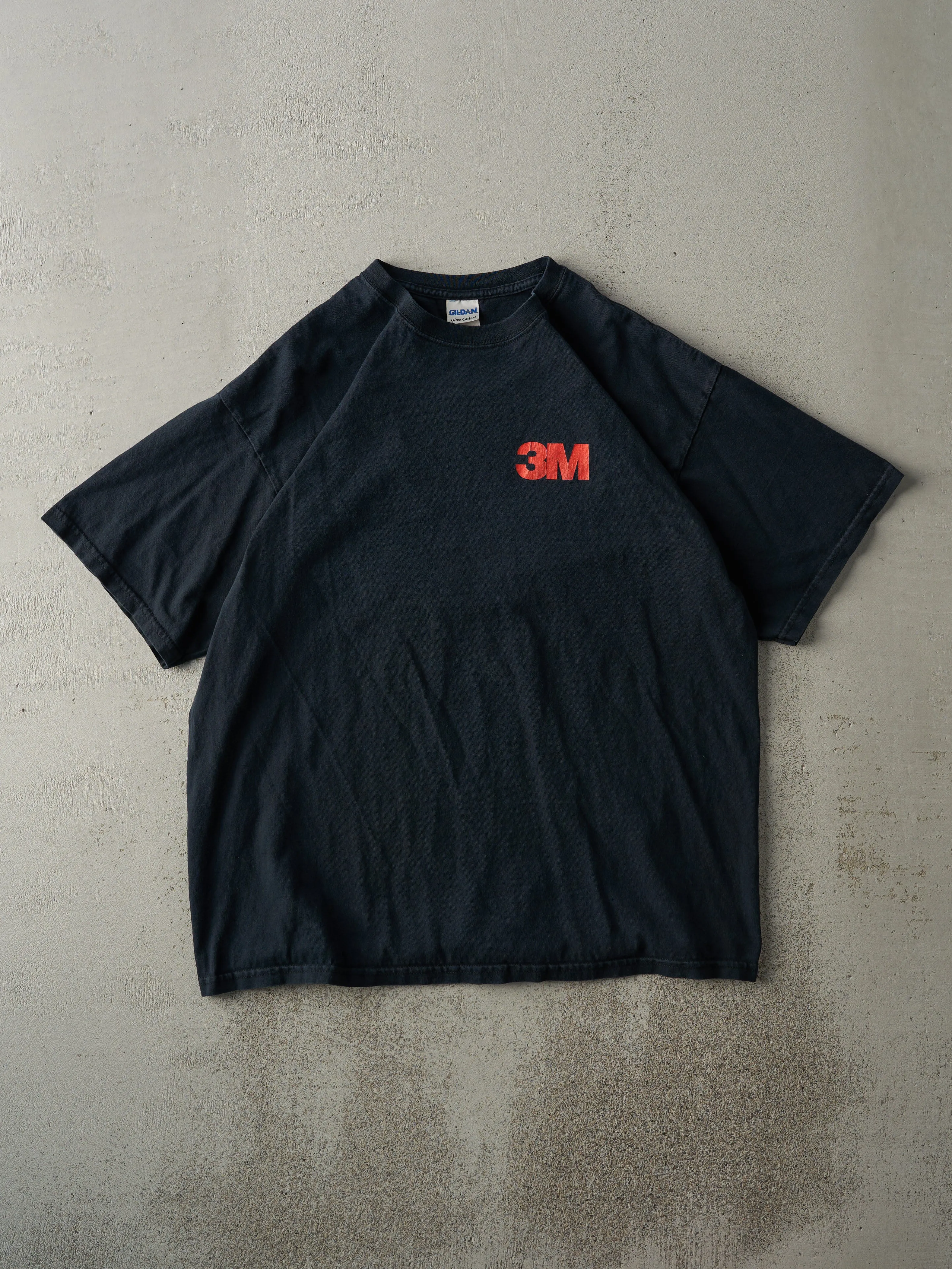 Vintage Y2K Black 3M x Nascar Tee (L) sold by Rebalance Vintage product image thumbnail 2