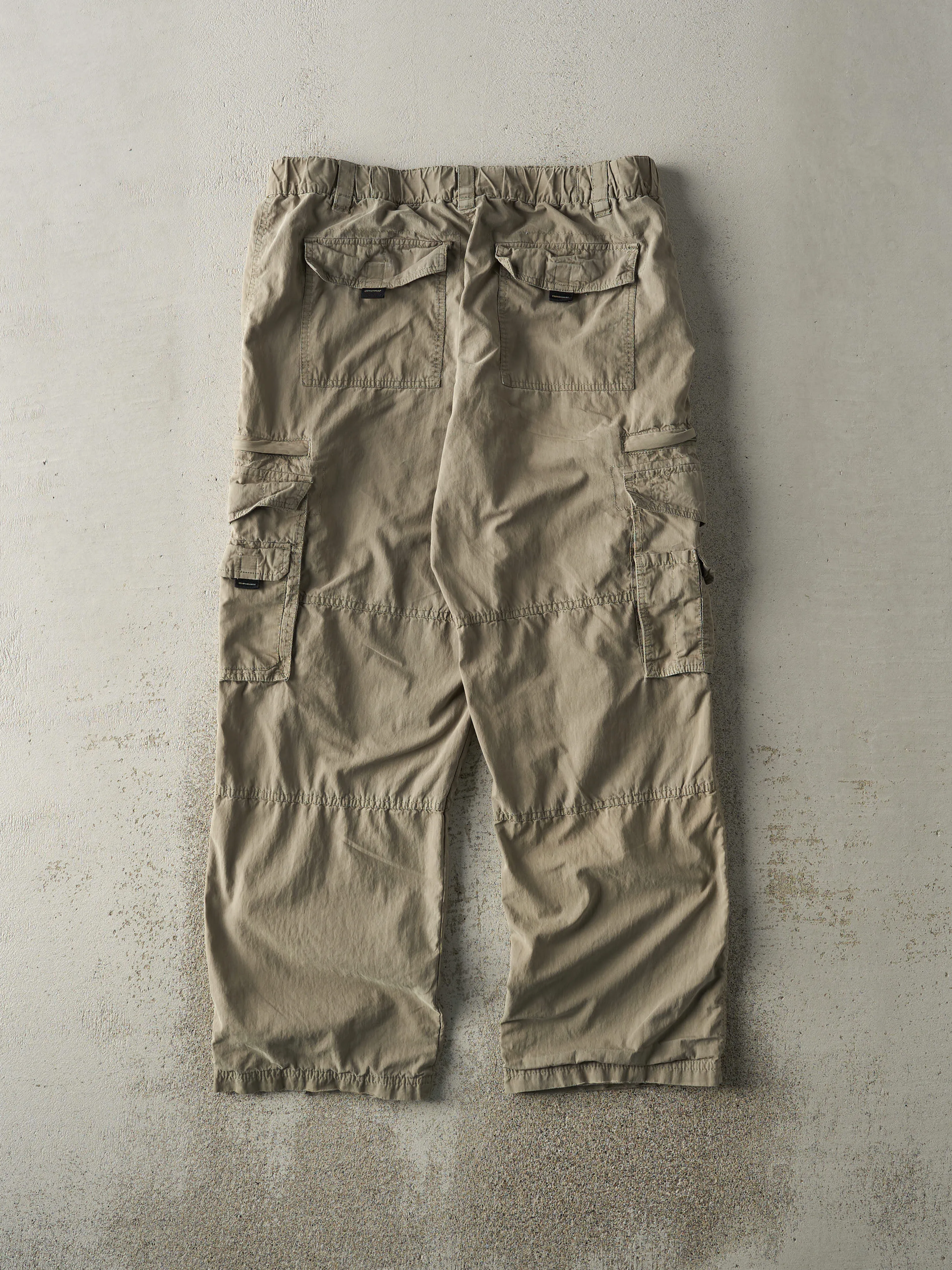 Vintage Y2K Green BC Clothing Double Knee Cargo Pants (33x28.5) sold by Rebalance Vintage product image thumbnail 2