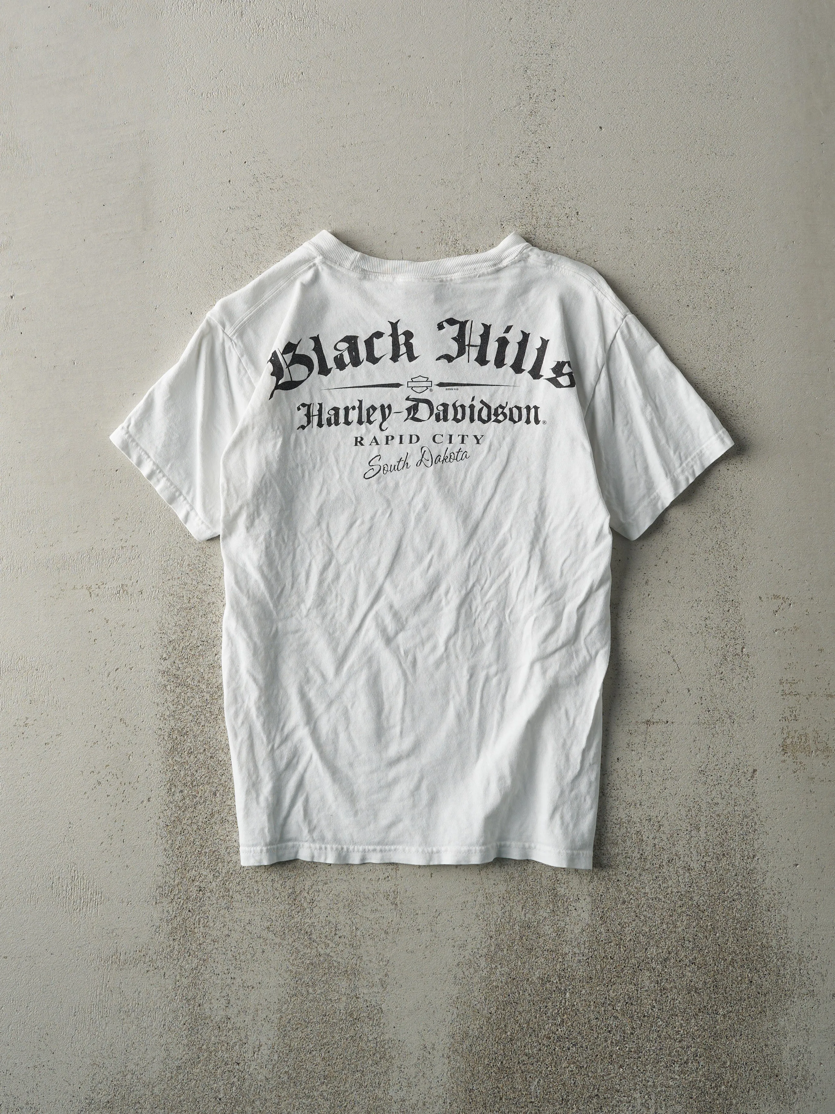 11' White Black Hills South Dakota Harley Davidson Tee (XS) sold by Rebalance Vintage product image thumbnail 2