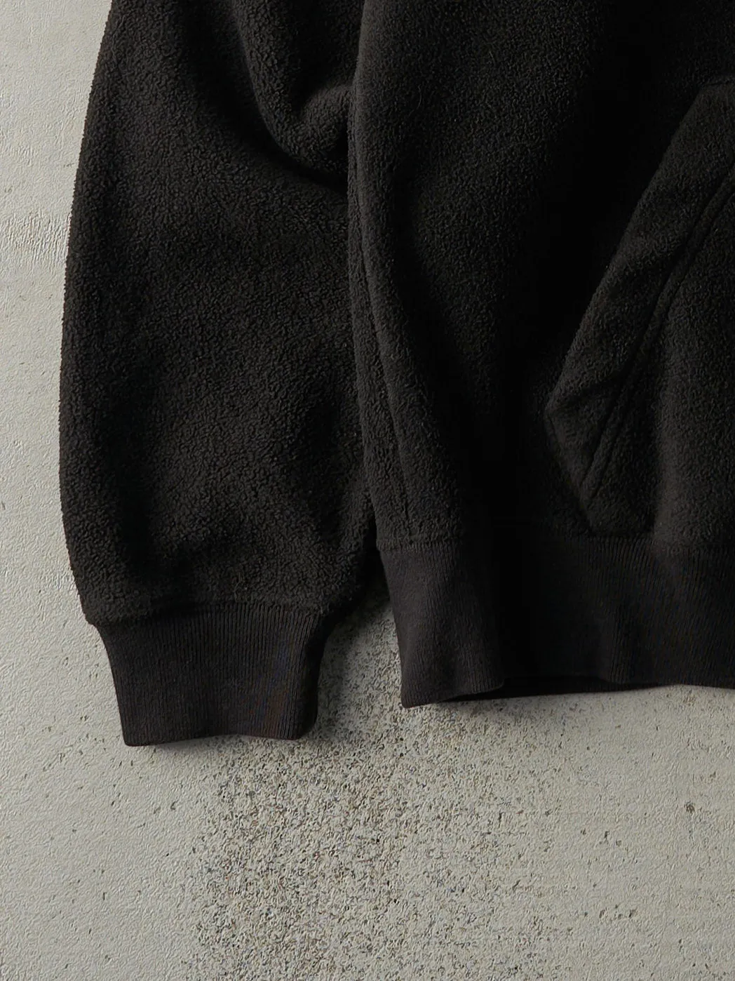 Vintage Y2K Black Gap Fleece Hoodie (M) sold by Rebalance Vintage product image thumbnail 3