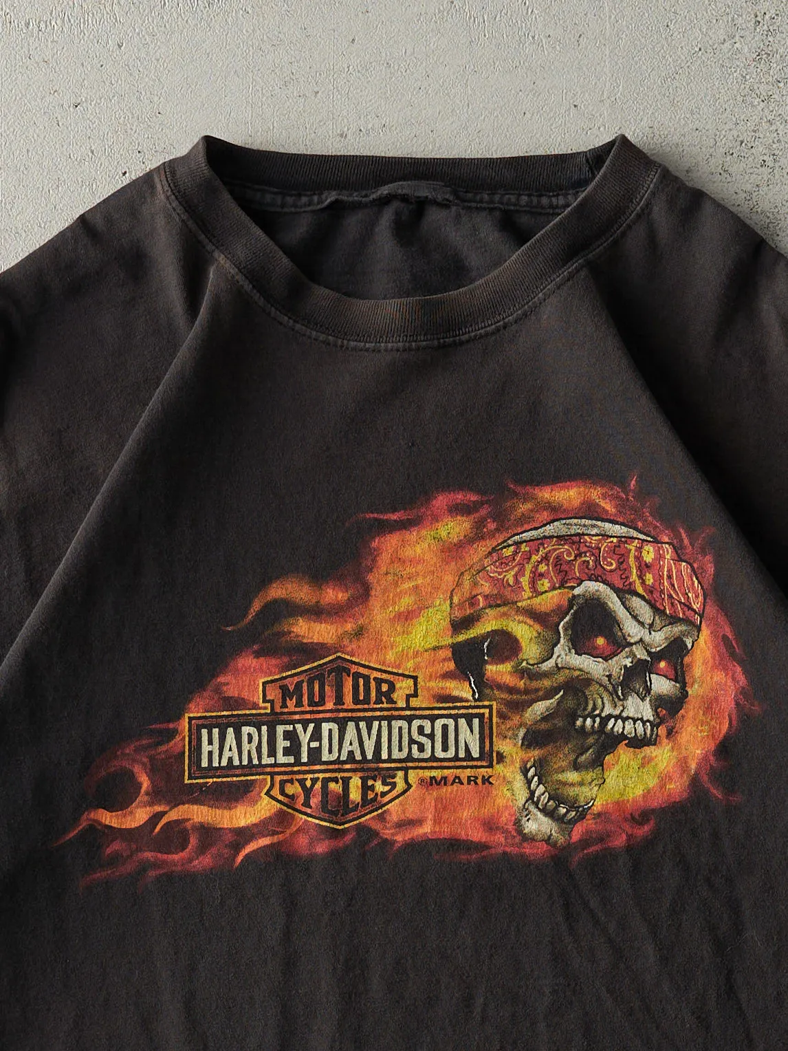 17' Black Windsor Ontario Harley Davidson Tee (L) sold by Rebalance Vintage product image thumbnail 3