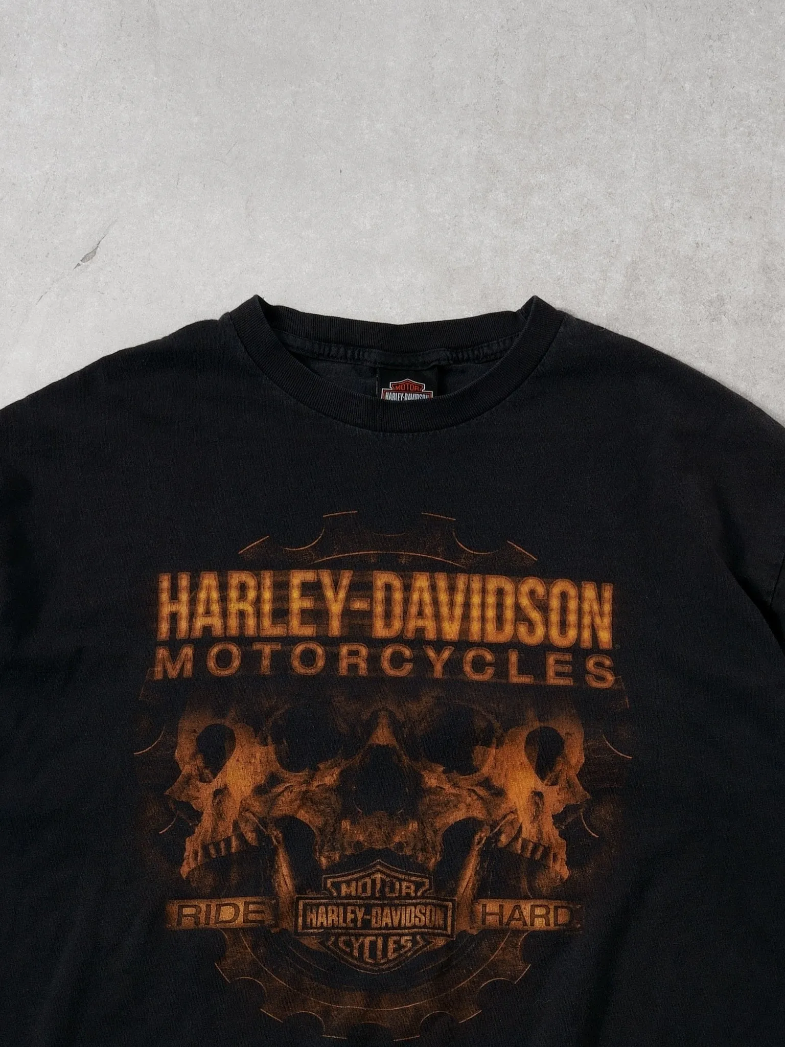 Vintage 90s Black Harley Davidson Ride Hard Mississippi Tee (L) sold by Rebalance Vintage product image thumbnail 3