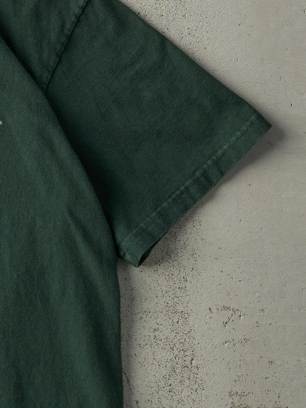 Vintage 90s Forest Green University of Hawaii Basketball Tee (M) sold by Rebalance Vintage product image thumbnail 3