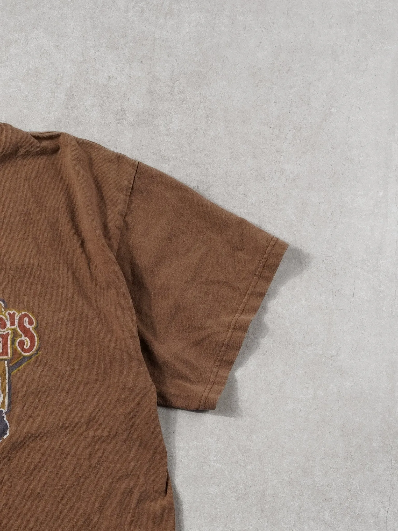 Vintage Y2k Brown Up In Smoke Cheechy Chong's Graphic Tee (M) sold by Rebalance Vintage product image thumbnail 3