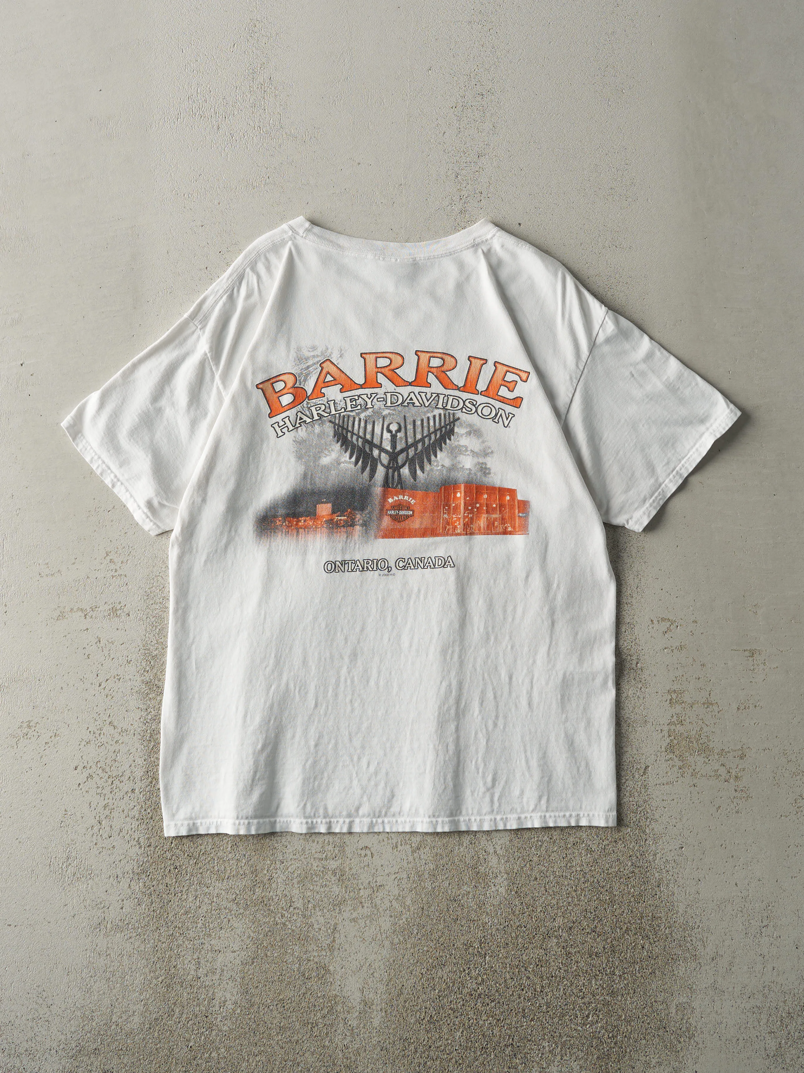 Vintage 09' White Barrie, Ontario Harley Davidson Tee (M) sold by Rebalance Vintage product image thumbnail 2