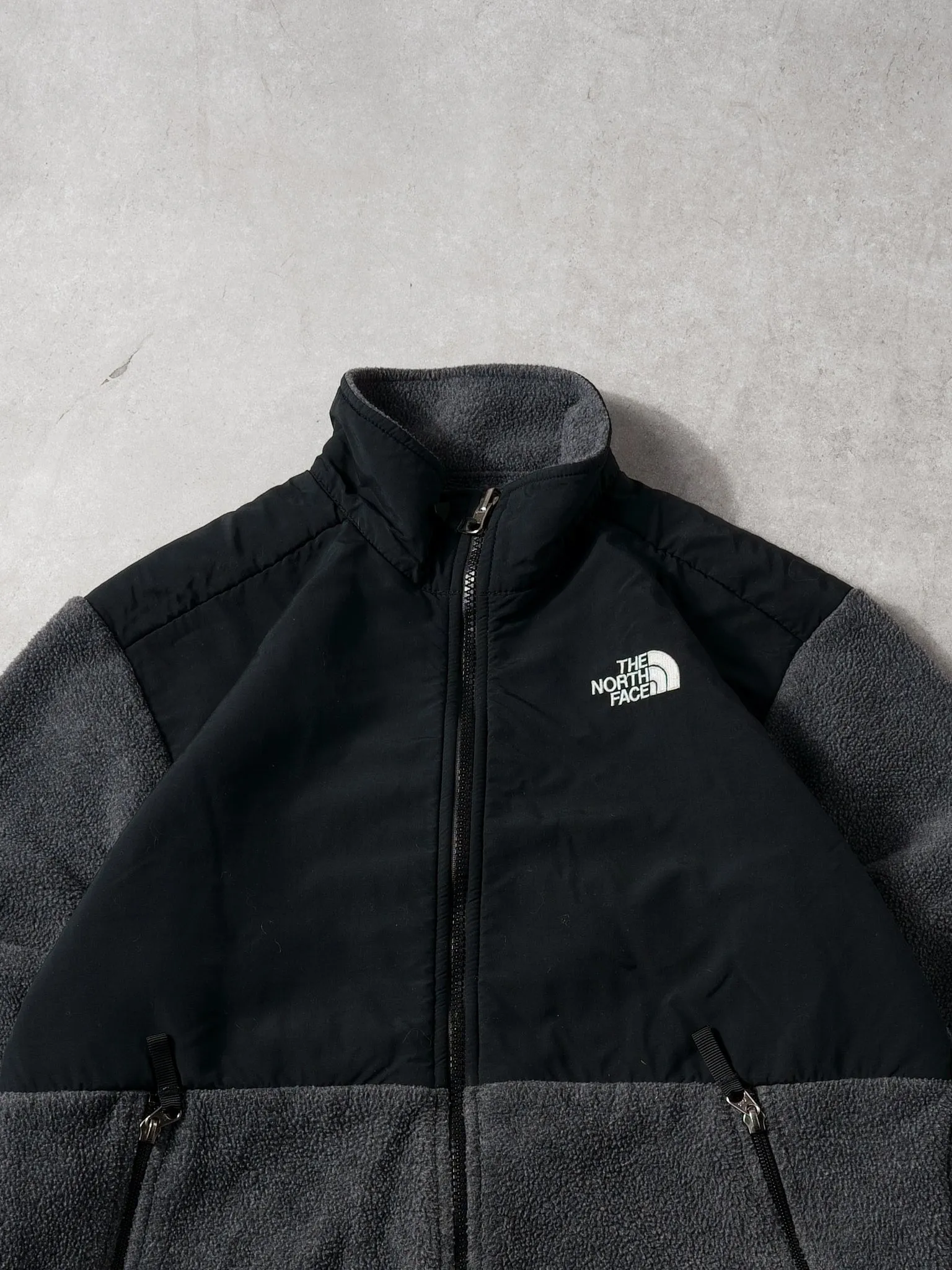 Vintage 90s Black and Grey Northface Denali Fleece Zip Up (M) sold by Rebalance Vintage product image thumbnail 2