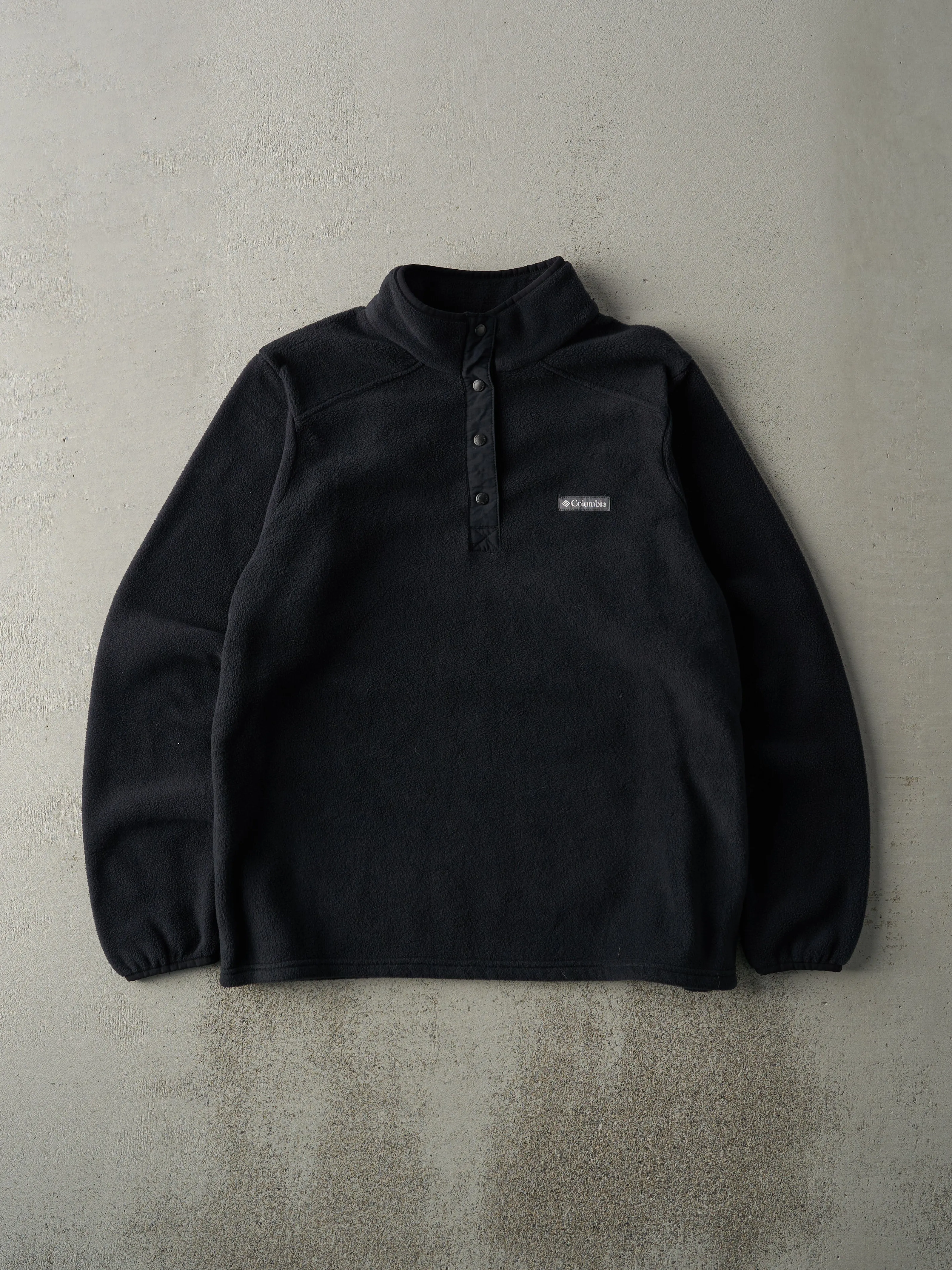 Vintage Y2K Black Columbia Quarter Button Fleece Sweater (L) sold by Rebalance Vintage