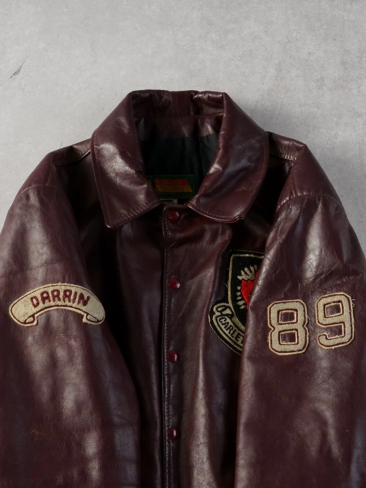 Vintage 89' Maroon Carleton University Emblem Collared Leather Jacket (M/L) sold by Rebalance Vintage product image thumbnail 5