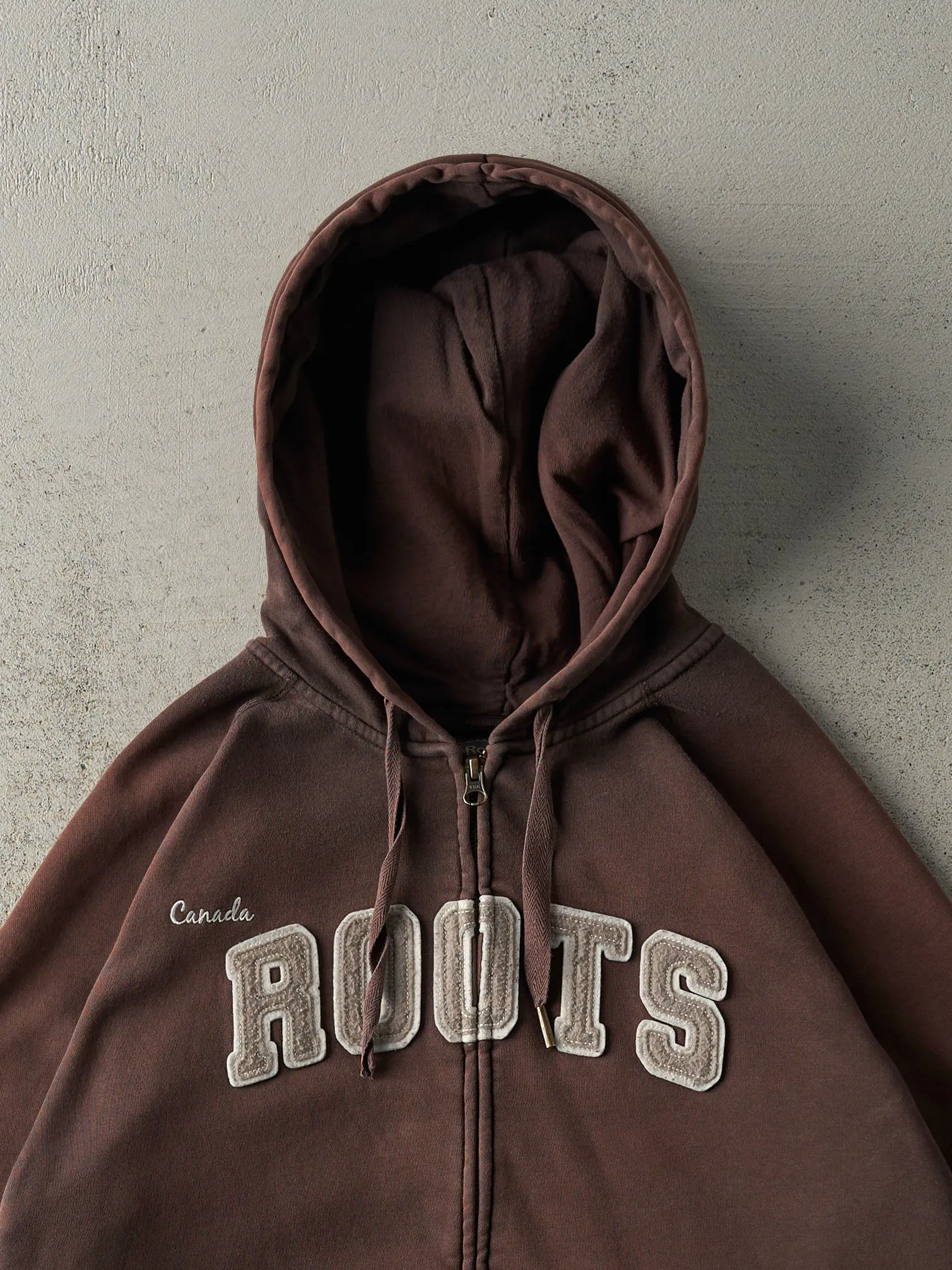 Vintage Y2K Sun Faded Brown Roots Athletics Zip Up Boxy Hoodie (M) sold by Rebalance Vintage product image thumbnail 2
