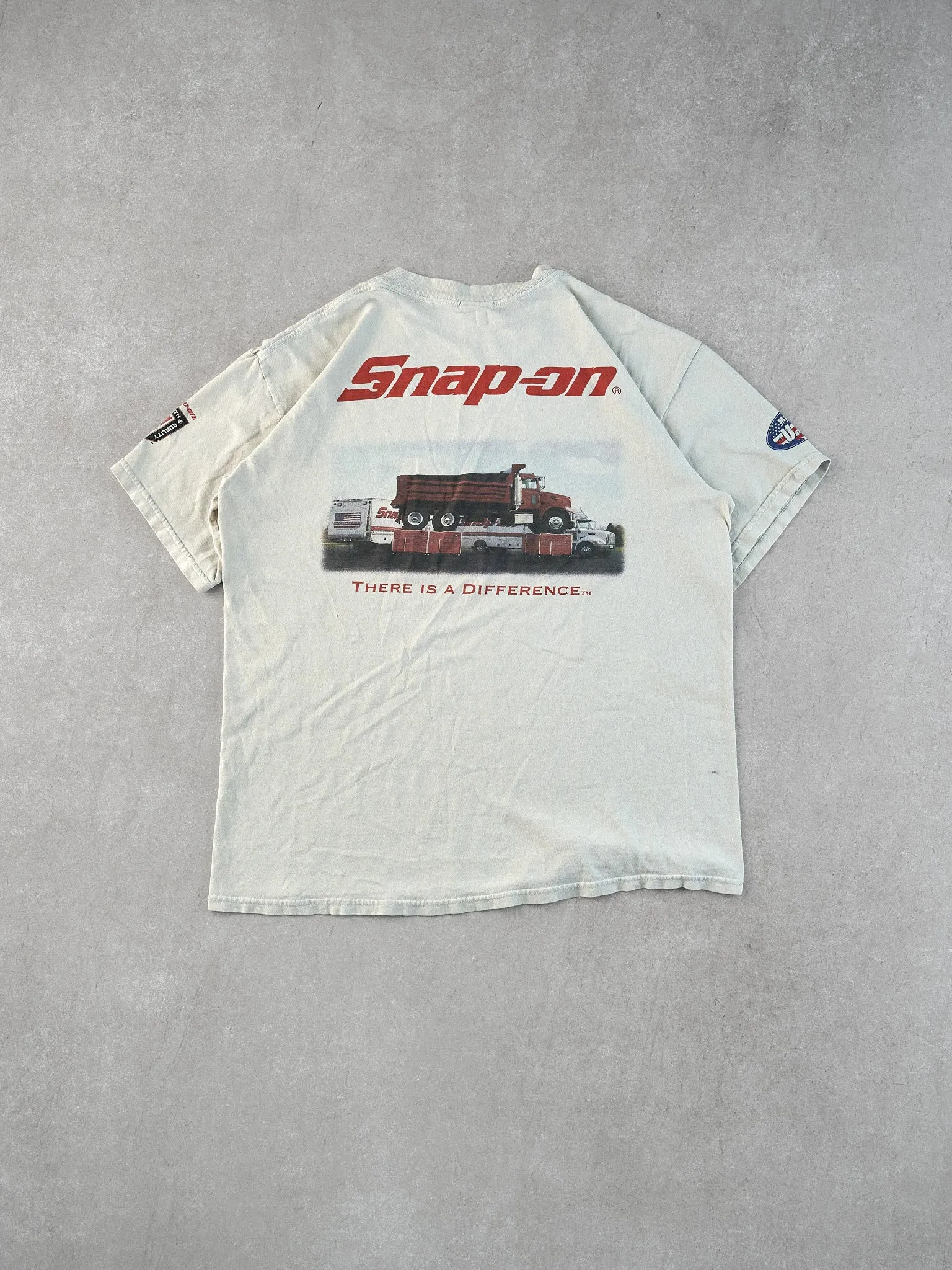 Vintage 90s Off White Snap On Graphic Tee (M) sold by Rebalance Vintage product image thumbnail 2