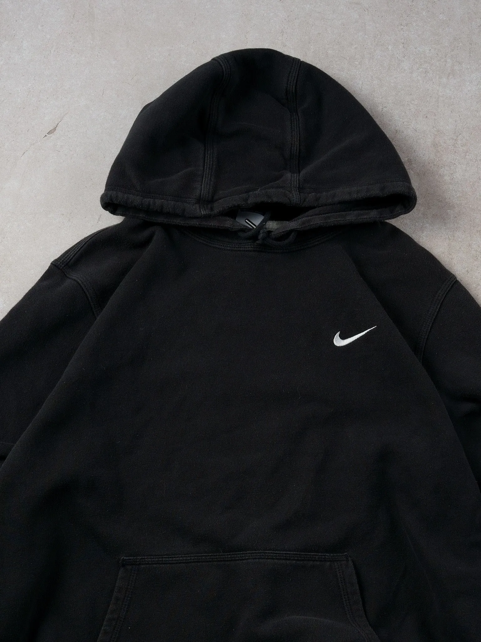 Vintage Y2k Black Nike Embroidery Blank Hoodie (L) sold by Rebalance Vintage product image thumbnail 2