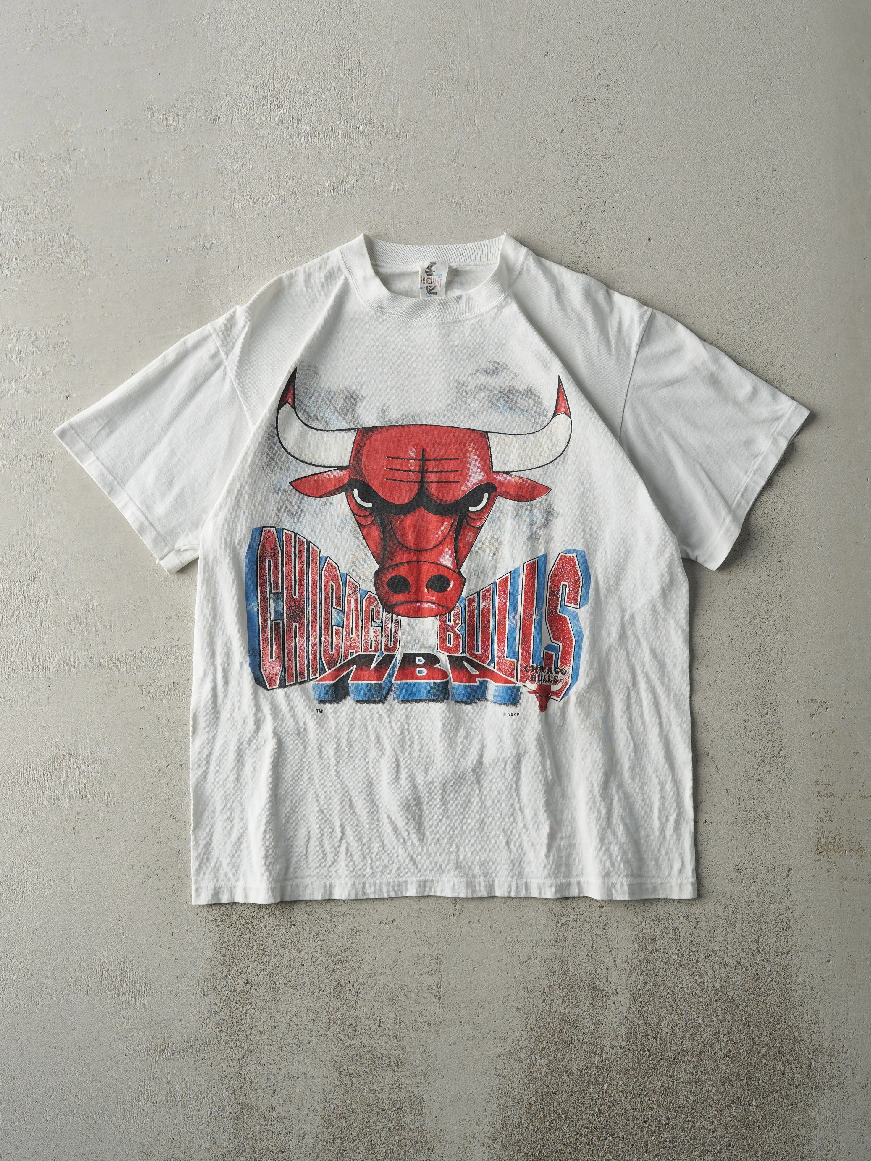 Vintage 90s White Chicago Bulls NBA Tee (M) sold by Rebalance Vintage