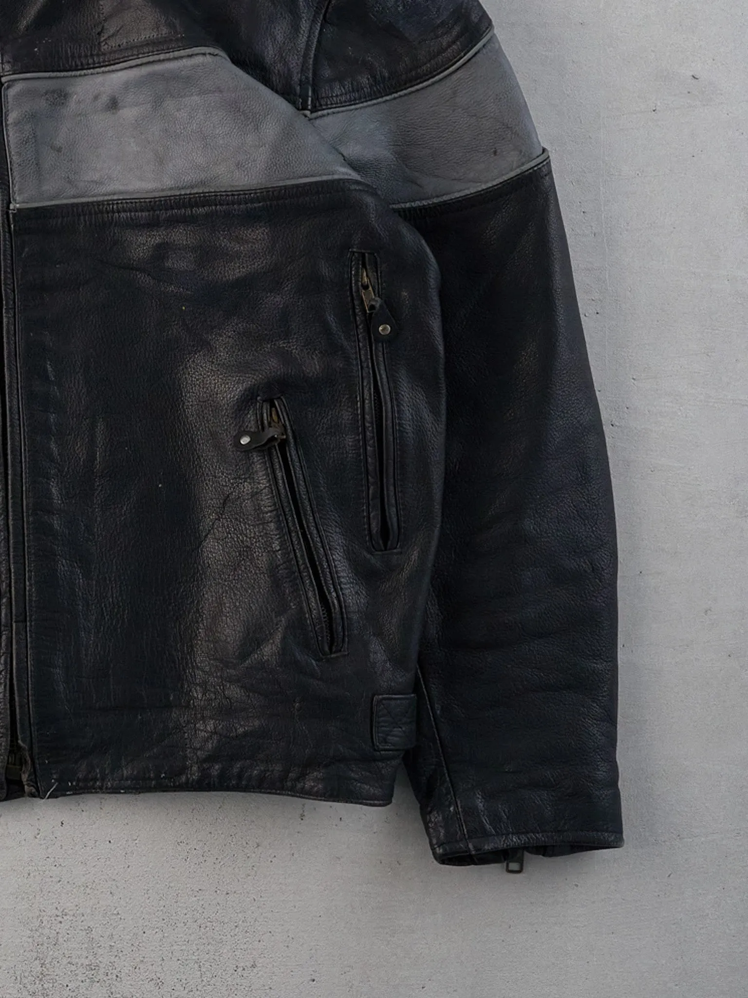 Vintage 90s Black and Grey Leather Racing Jacket (L/XL) sold by Rebalance Vintage product image thumbnail 5