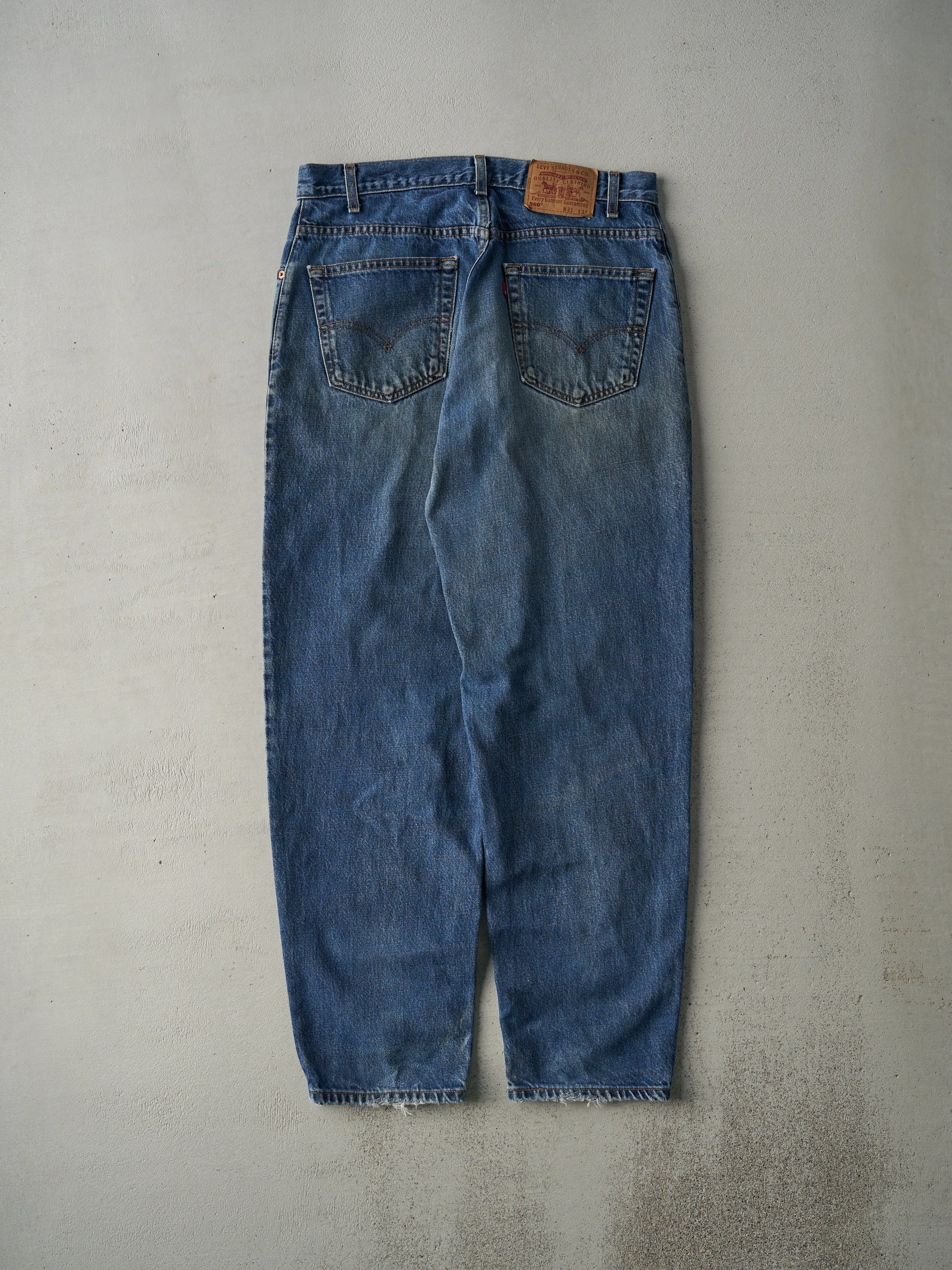 Vintage 90s Dark Wash Levi's 560 Loose Fit Jeans (33x31) sold by Rebalance Vintage product image thumbnail 2