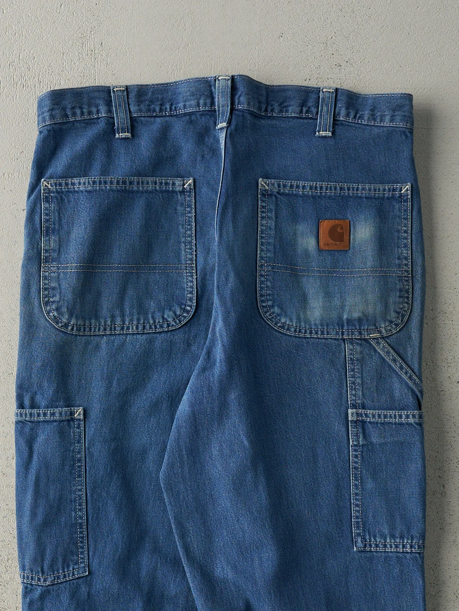 Vintage Y2K Mid Wash Carhartt Dungaree Fit Workwear Jeans (33x30) sold by Rebalance Vintage product image thumbnail 4