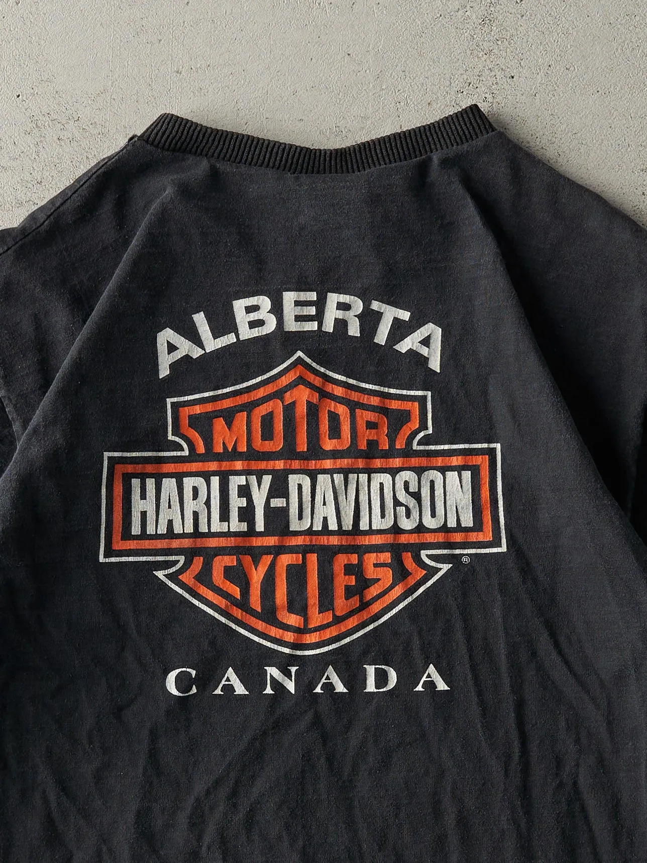 Vintage 00' Black Alberta Harley Davidson V Neck Tee (M/L) sold by Rebalance Vintage product image thumbnail 4