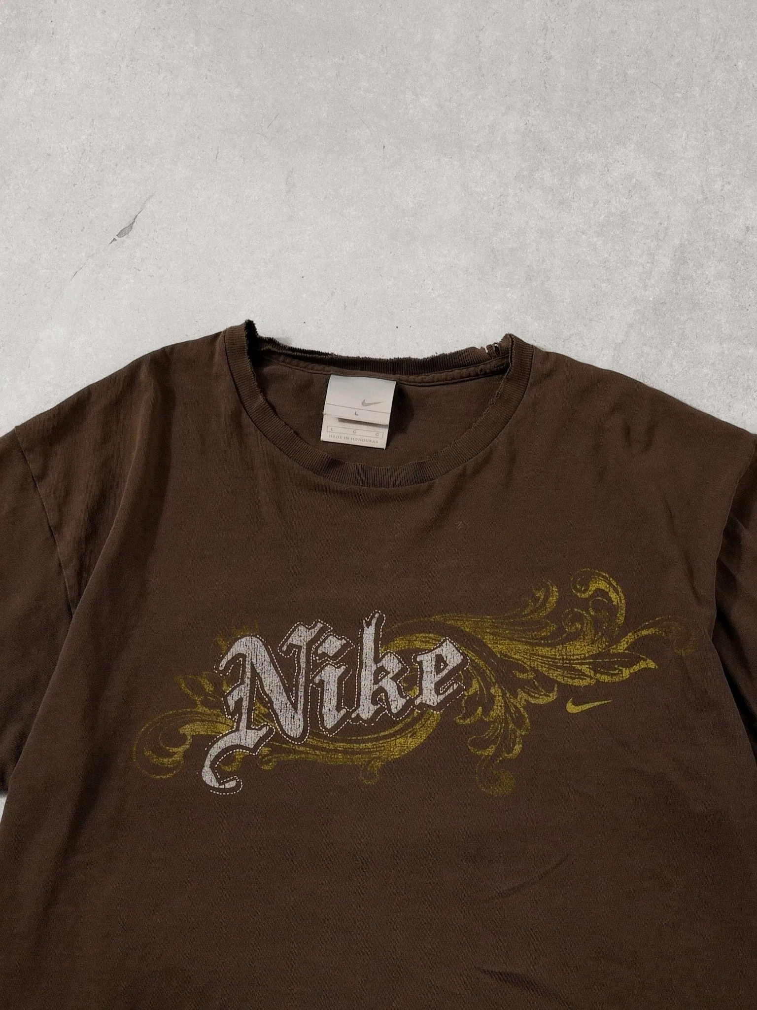 Vintage Y2k Washed Brown Nike Jazz Graphic Tee (M) sold by Rebalance Vintage product image thumbnail 2