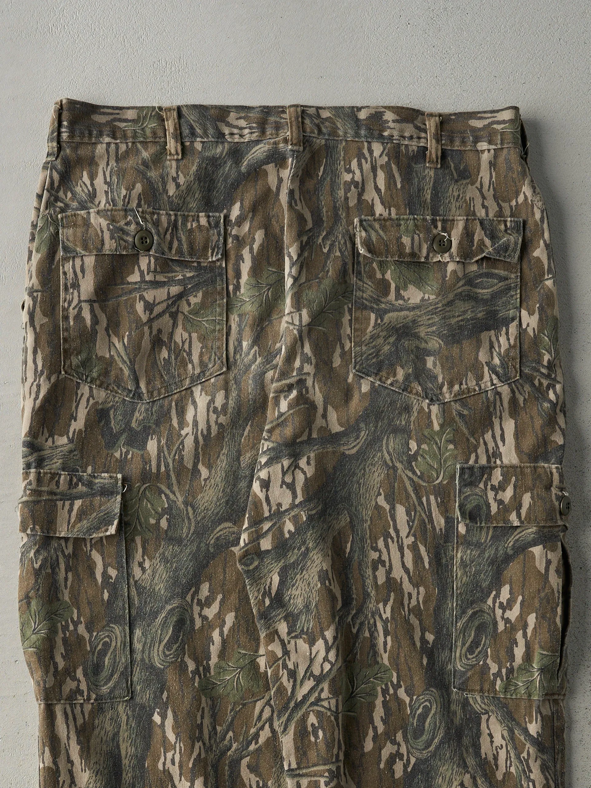 Vintage 90s Brown Simmons x Mossy Oak Camo Light Weight Cargo Pants (37x33) sold by Rebalance Vintage product image thumbnail 4