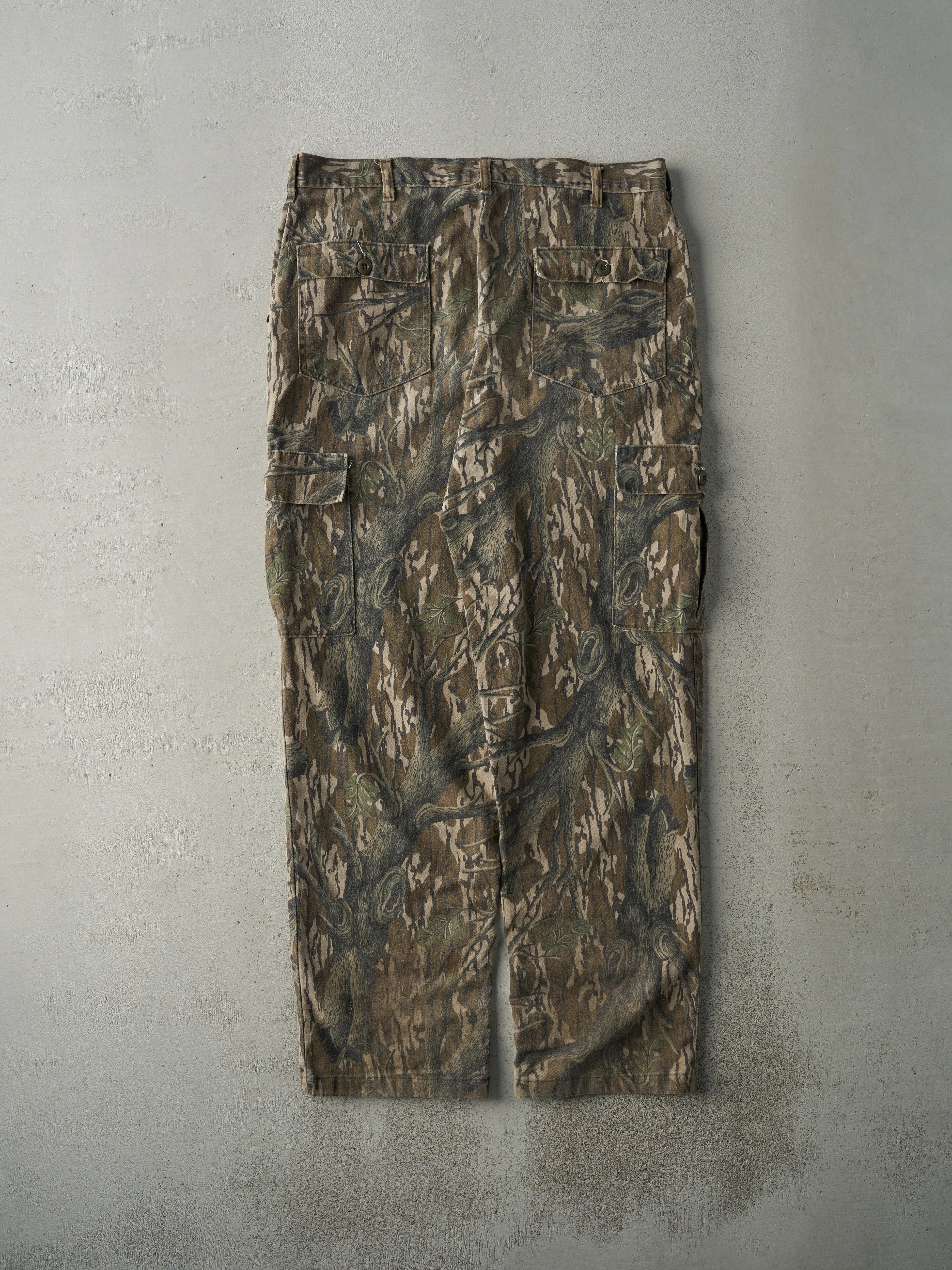 Vintage 90s Brown Simmons x Mossy Oak Camo Light Weight Cargo Pants (37x33) sold by Rebalance Vintage product image thumbnail 2