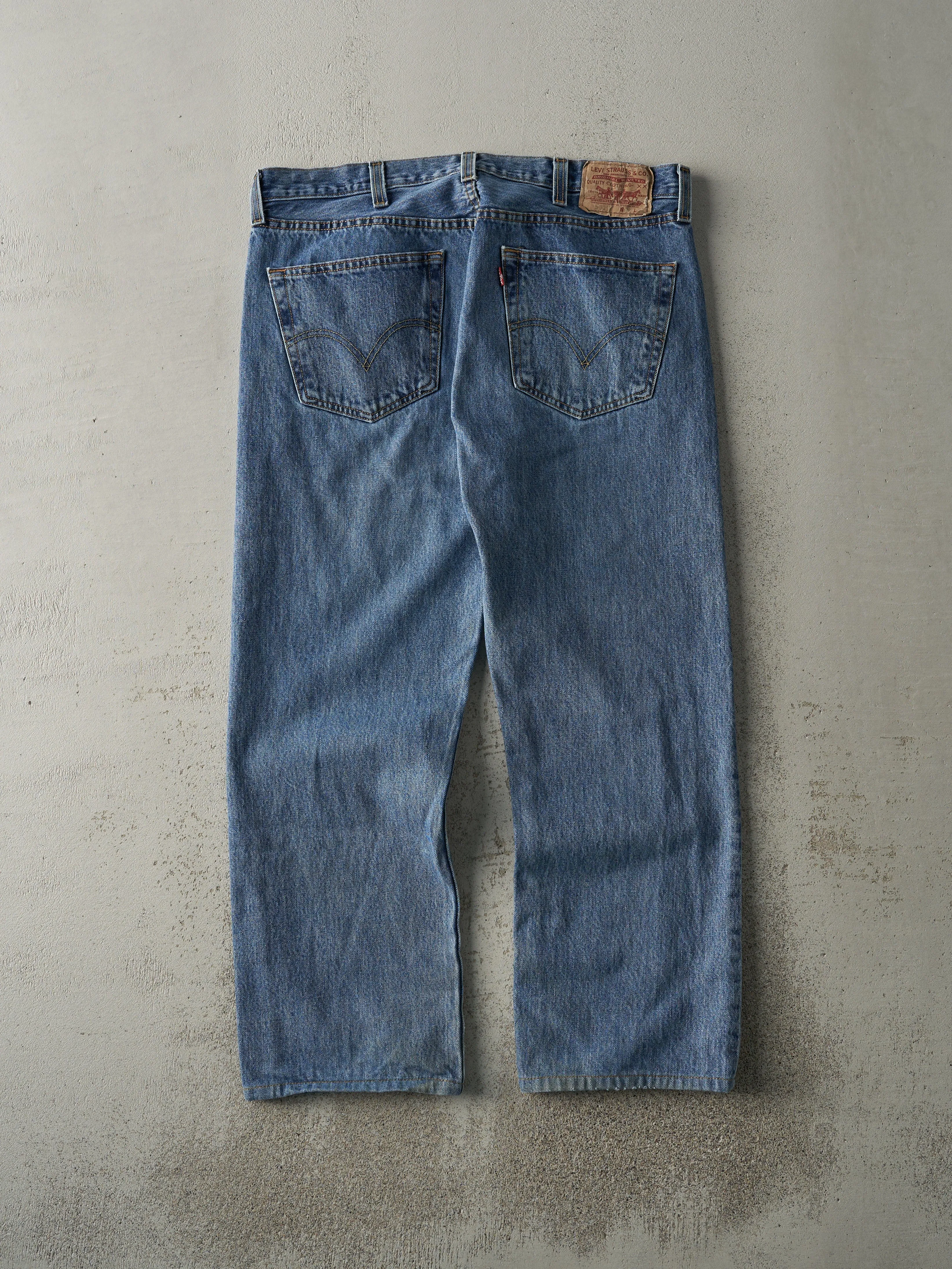 Vintage 90s Mid Wash Levi's 501 Jeans (37x28) sold by Rebalance Vintage product image thumbnail 2