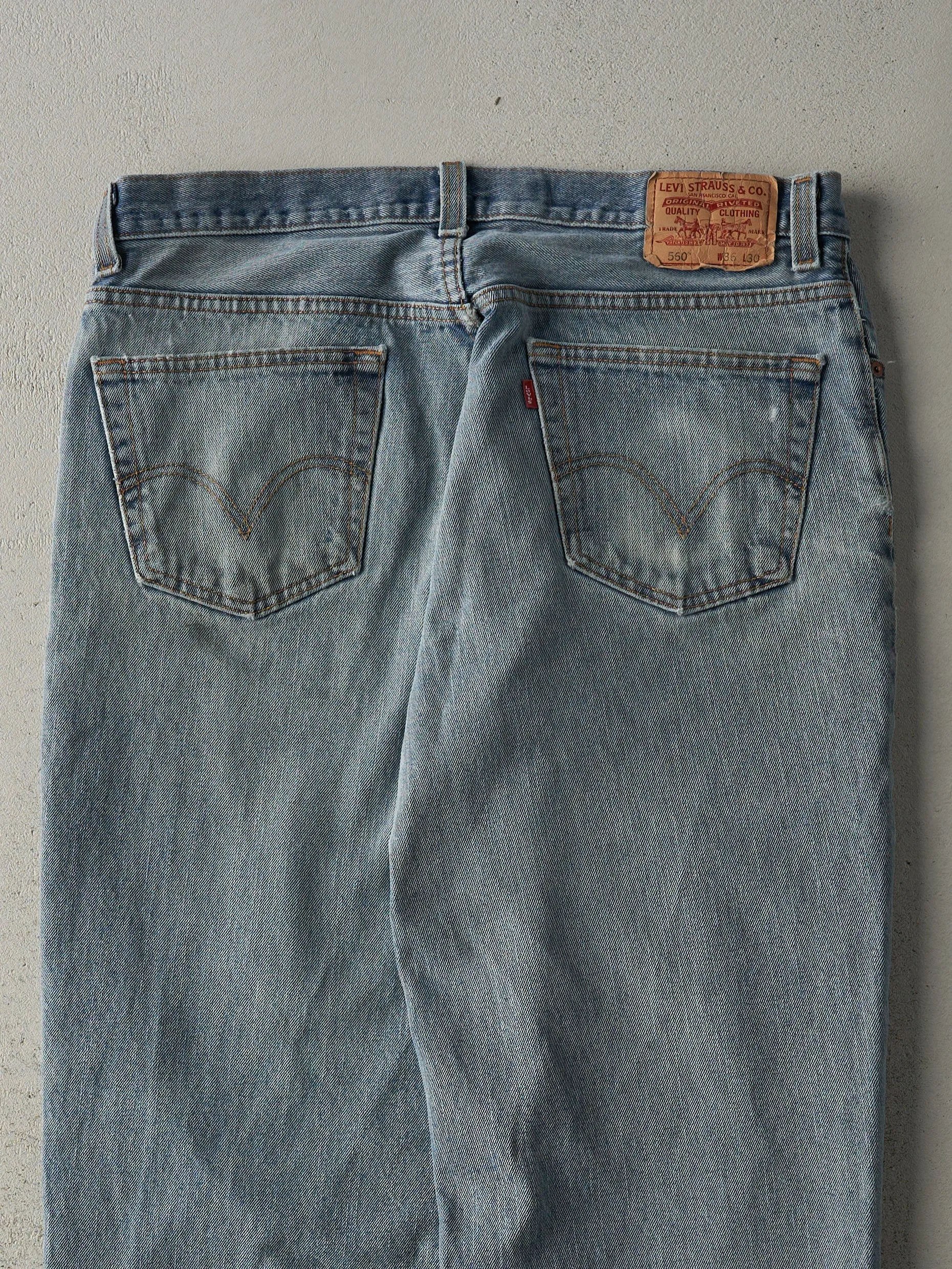 Vintage Y2K Light Wash Levi's 560 Jeans (36x29) sold by Rebalance Vintage product image thumbnail 5
