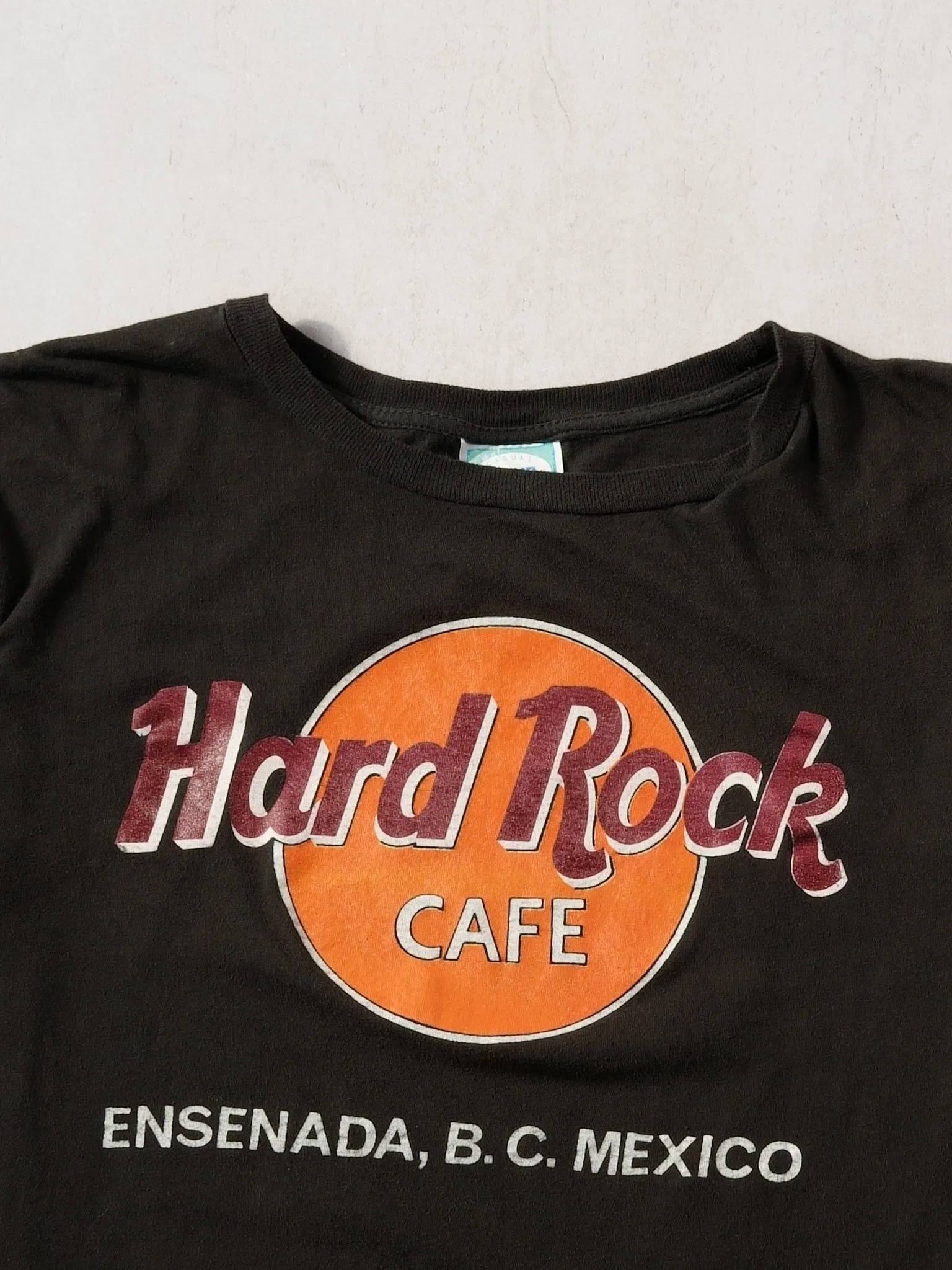 Vintage 90s Black Hard Rock Cafe Ensenada, B.C. Mexico Tee (S) sold by Rebalance Vintage product image thumbnail 2
