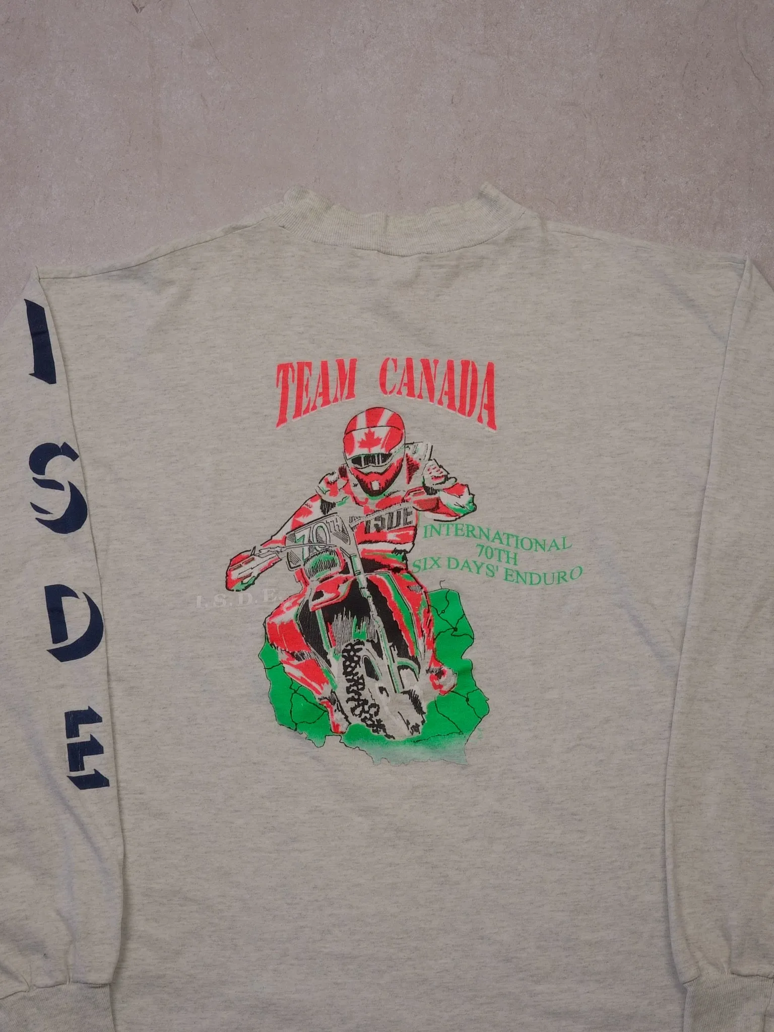 Vintage 90s Grey "International Six Day Enduro" Team Canada" Longsleeve (M/L) sold by Rebalance Vintage product image thumbnail 4