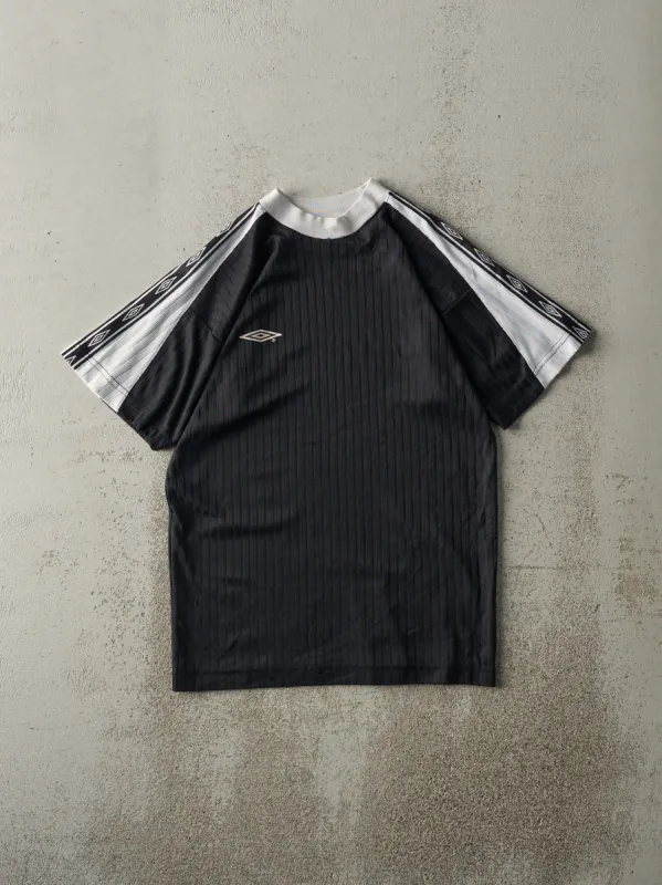 ウェア 90s Umbro vintage Black Football Shirt 1990 NEW ORDER x UMBRO Retro Blackout Football Shirt (XL