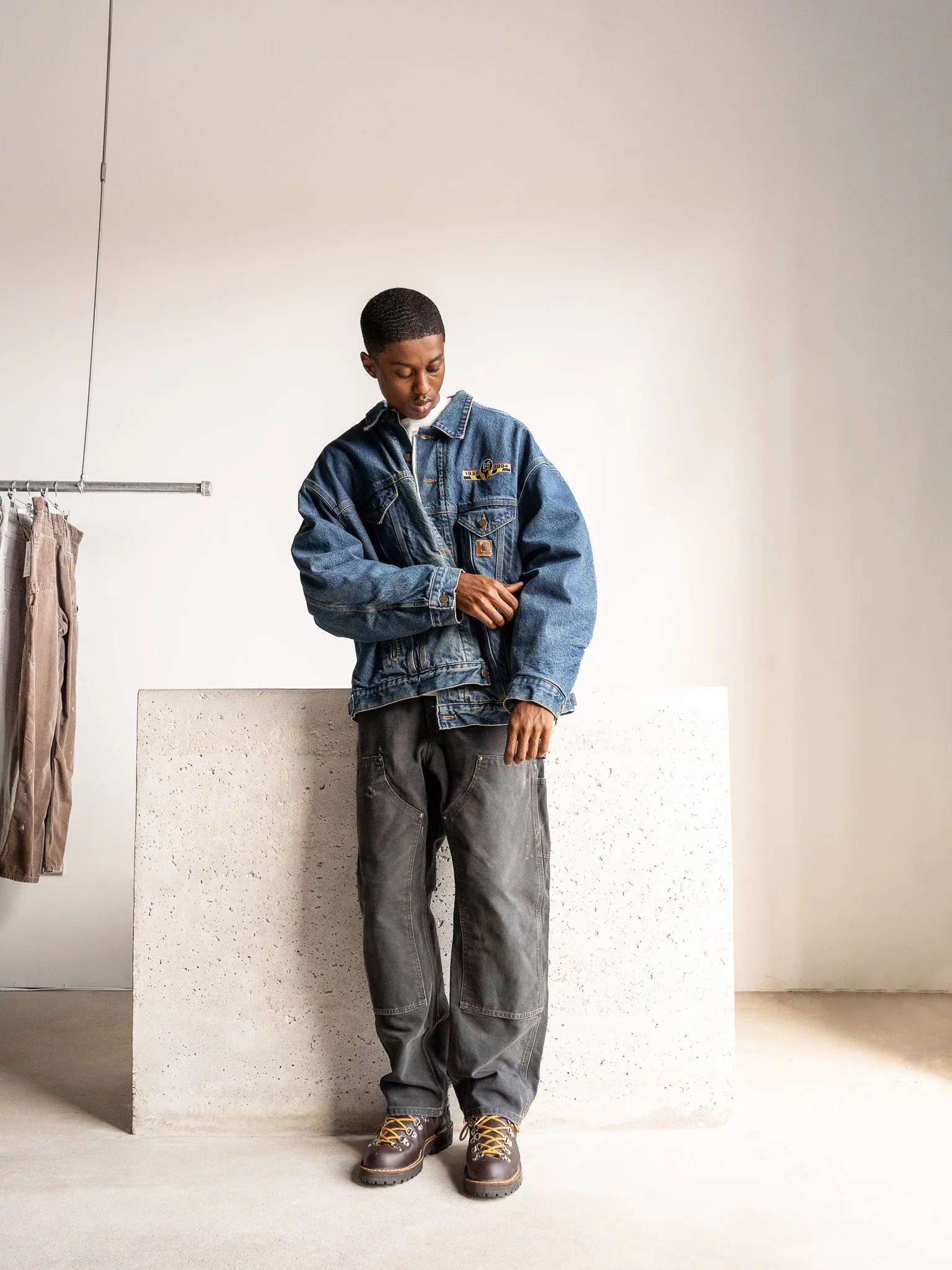 Vintage 04' Dark Wash Embroidered Carhartt Blanket Lined Denim Jacket (L/XL) sold by Rebalance Vintage product image thumbnail 2