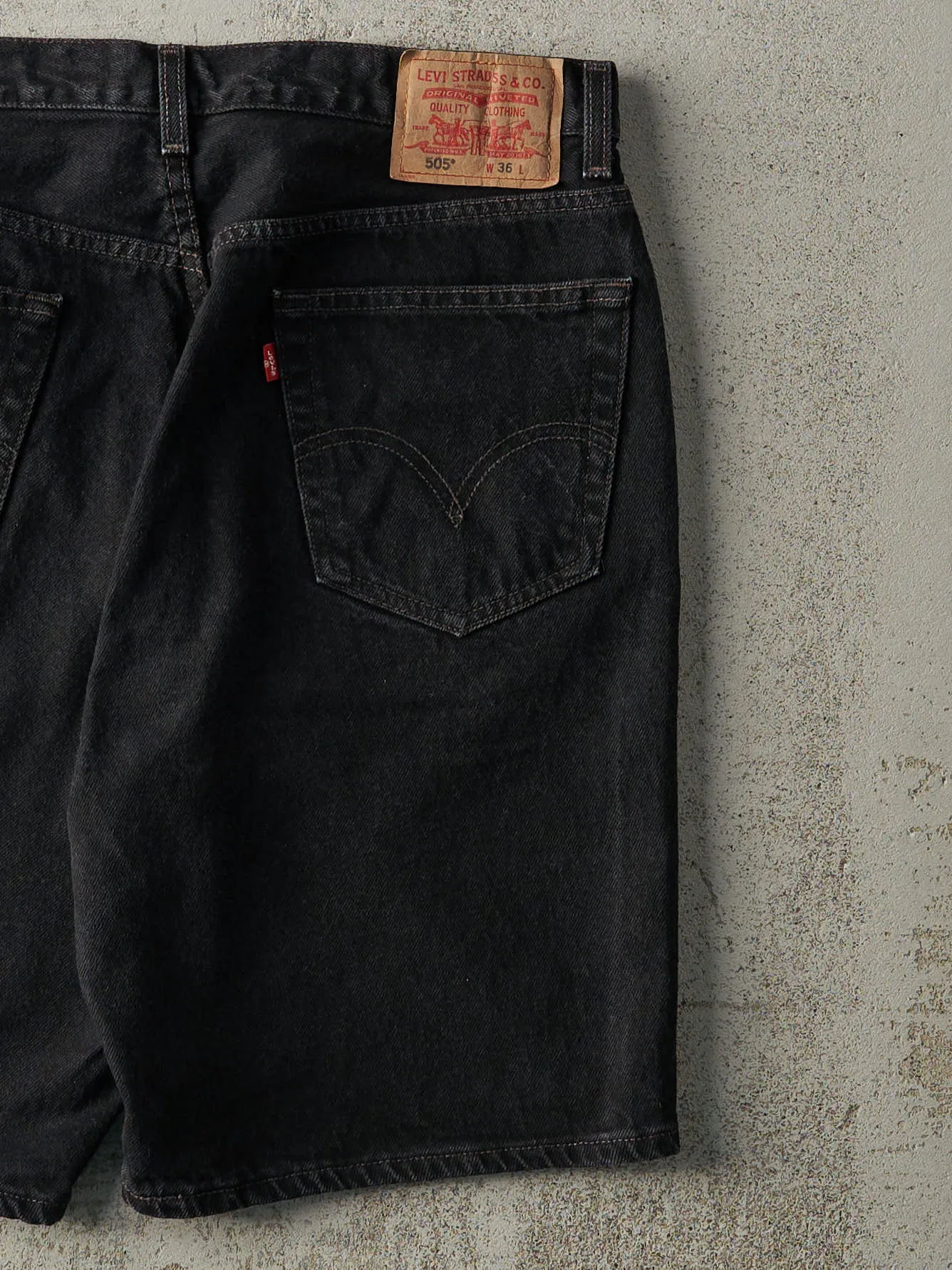 Vintage 90s Black Levi's 505 Denim Shorts (34x9) sold by Rebalance Vintage product image thumbnail 5
