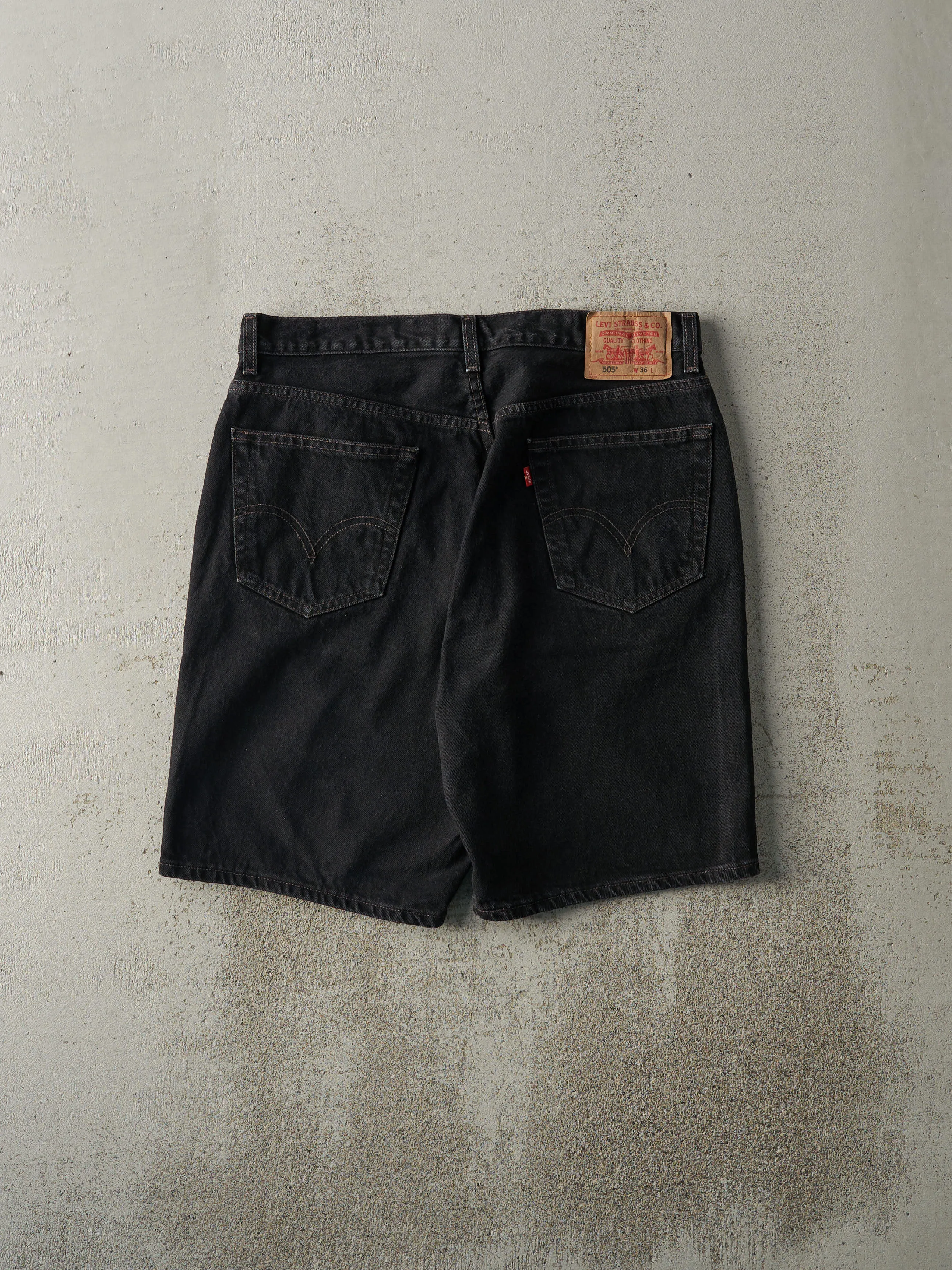 Vintage 90s Black Levi's 505 Denim Shorts (34x9) sold by Rebalance Vintage product image thumbnail 3
