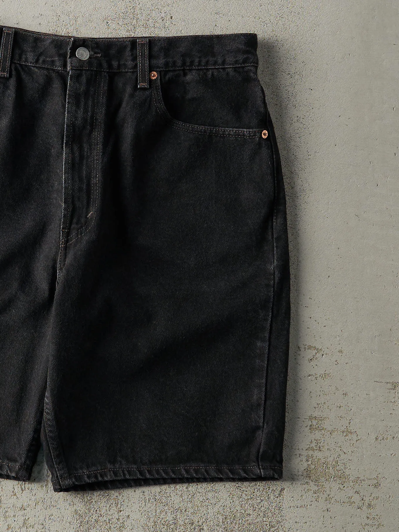 Vintage 90s Black Levi's 505 Denim Shorts (34x9) sold by Rebalance Vintage product image thumbnail 4