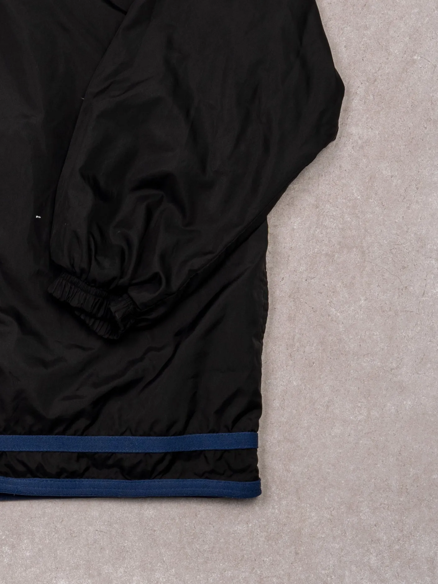 Vintage 90s Black + Blue Nike Zip Up Windbreaker (L) sold by Rebalance Vintage product image thumbnail 3