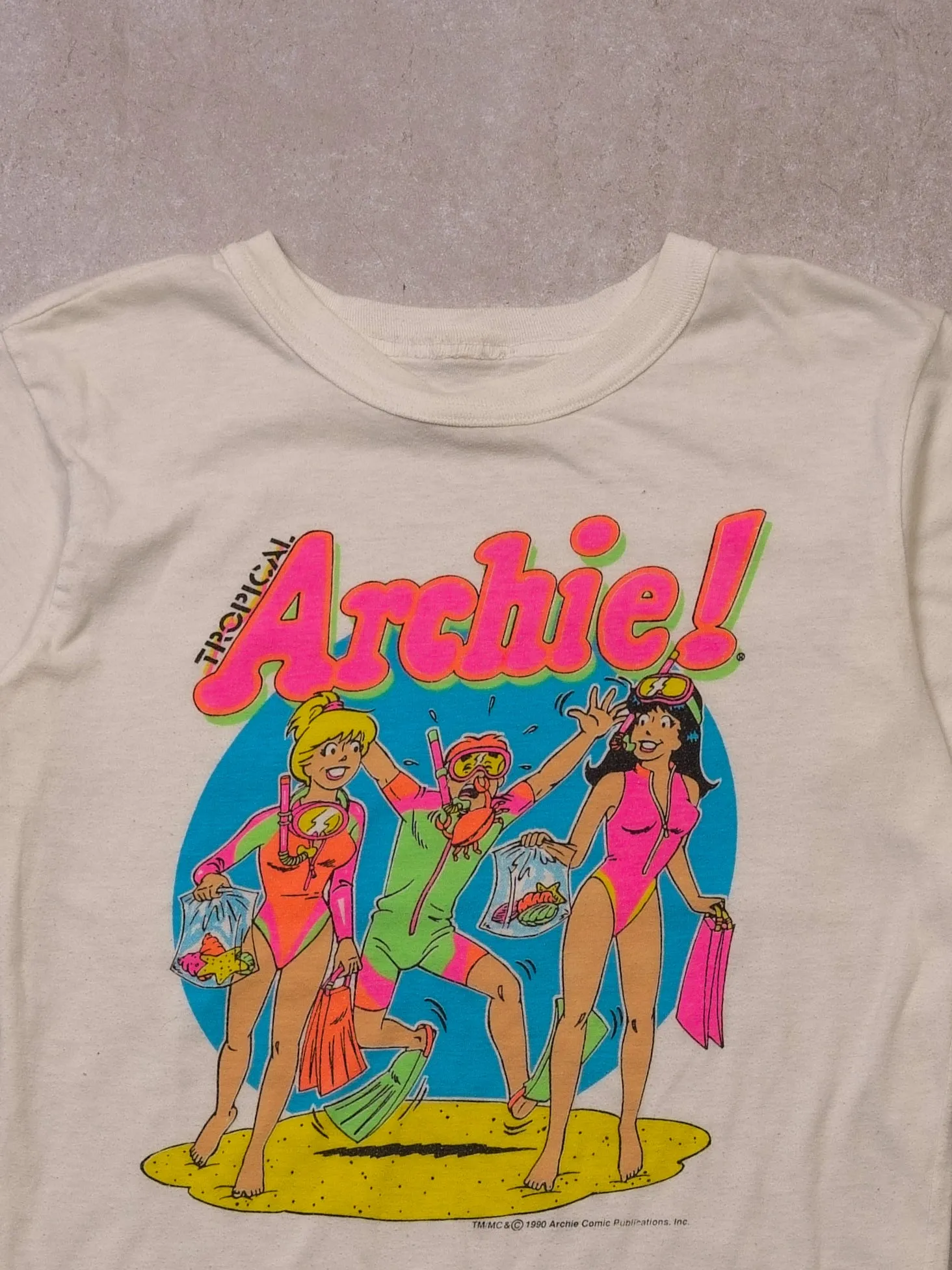 Vintage 90' Rare White Tropical Archie Comics Graphic Tee (S) sold by Rebalance Vintage product image thumbnail 2