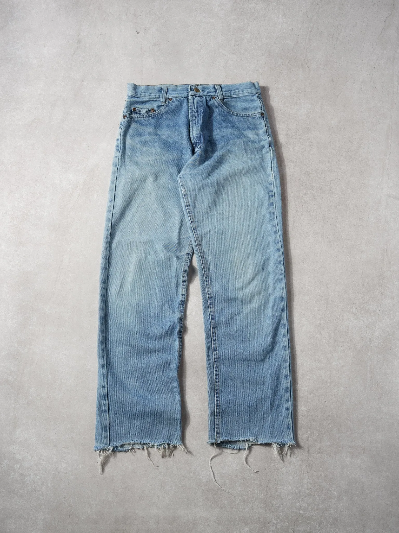 Vintage 90s Light Washed Blue Lee Denim Jeans (28x28) sold by Rebalance Vintage
