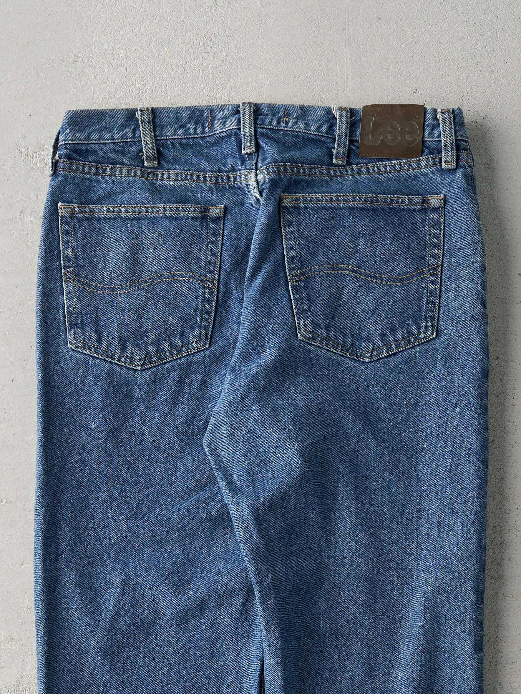 Vintage 90s Mid Wash Lee Regular Fit Jeans (33x29) sold by Rebalance Vintage product image thumbnail 4