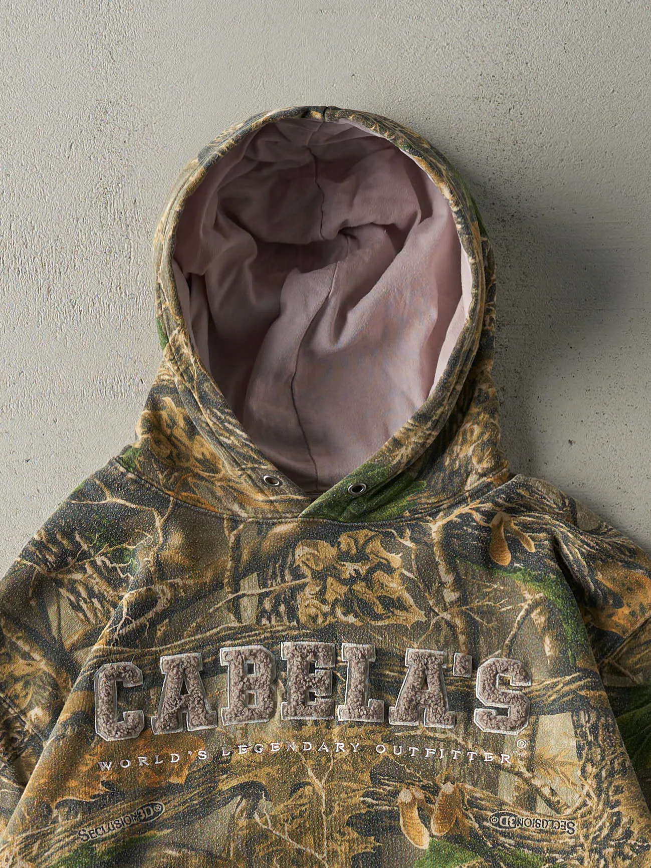 Vintage Y2K Camo Cabela's x Seclusion 3D Boxy Hoodie (M/L) sold by Rebalance Vintage product image thumbnail 2
