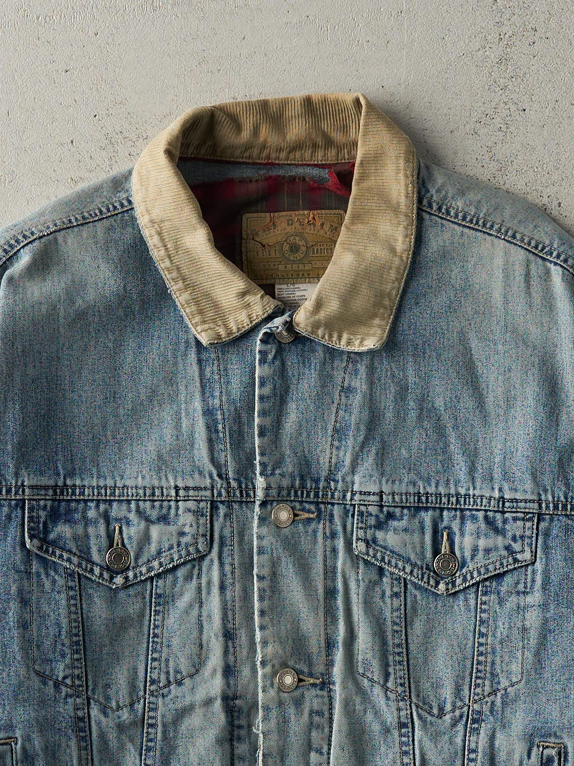 Vintage 90s Light Wash Gap Flannel Lined Denim Jacket (M) sold by Rebalance Vintage product image thumbnail 2