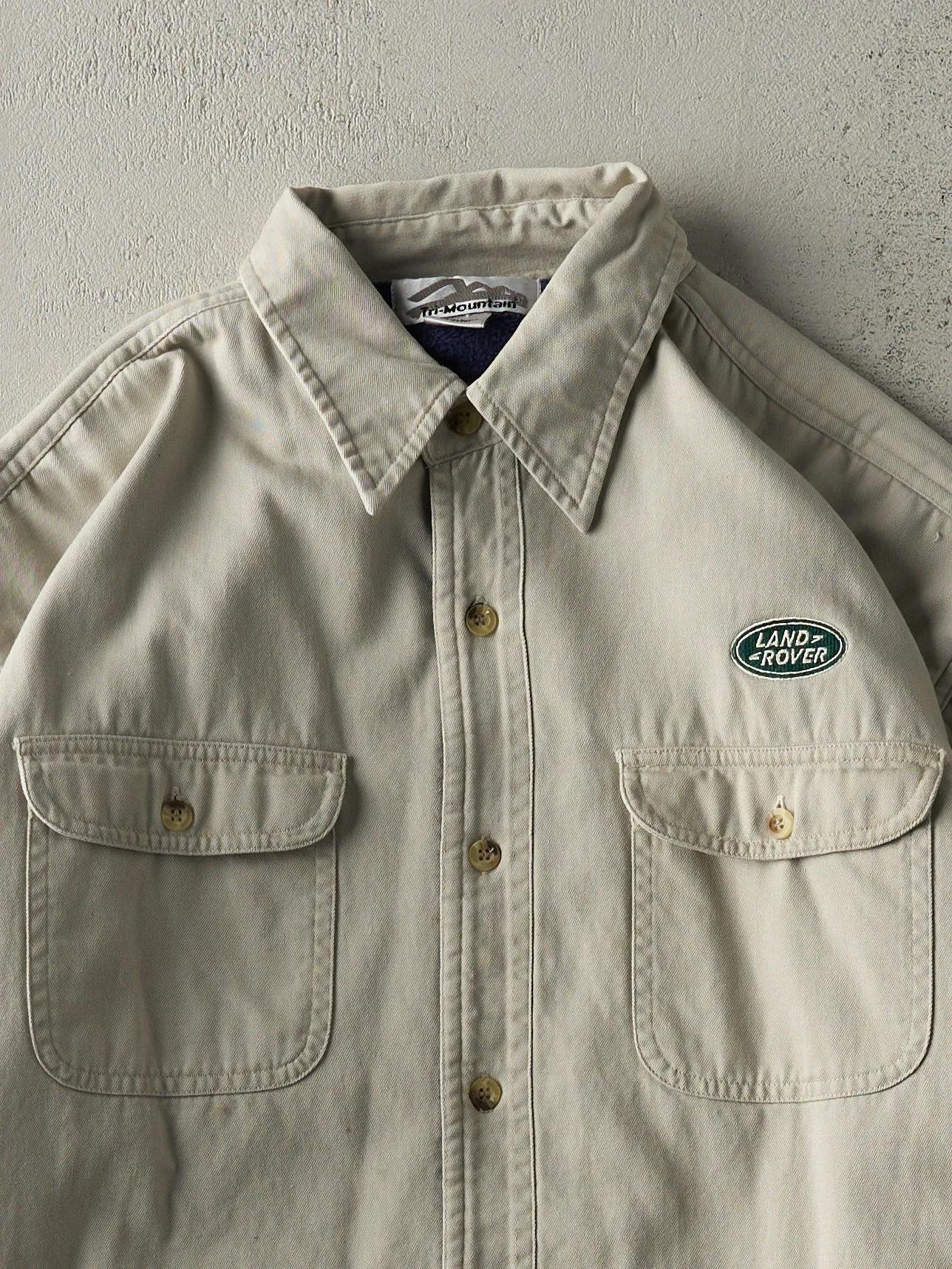 Vintage 90s Beige Land Rover Fleece Lined Button Up (M/L) sold by Rebalance Vintage product image thumbnail 2