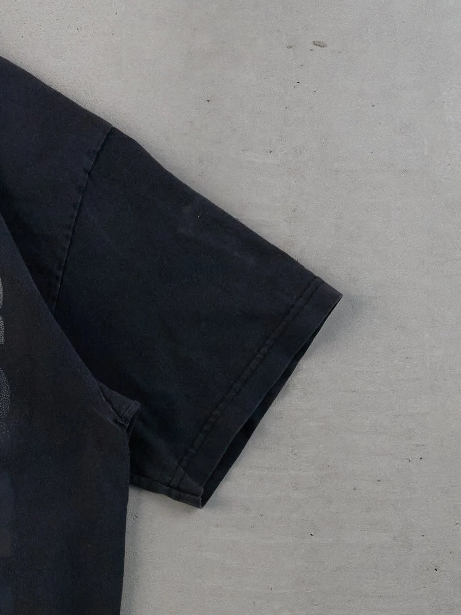 Vintage 12' Black Ravens VS 49s Super bowl NFL Graphic Tee (M) sold by Rebalance Vintage product image thumbnail 3