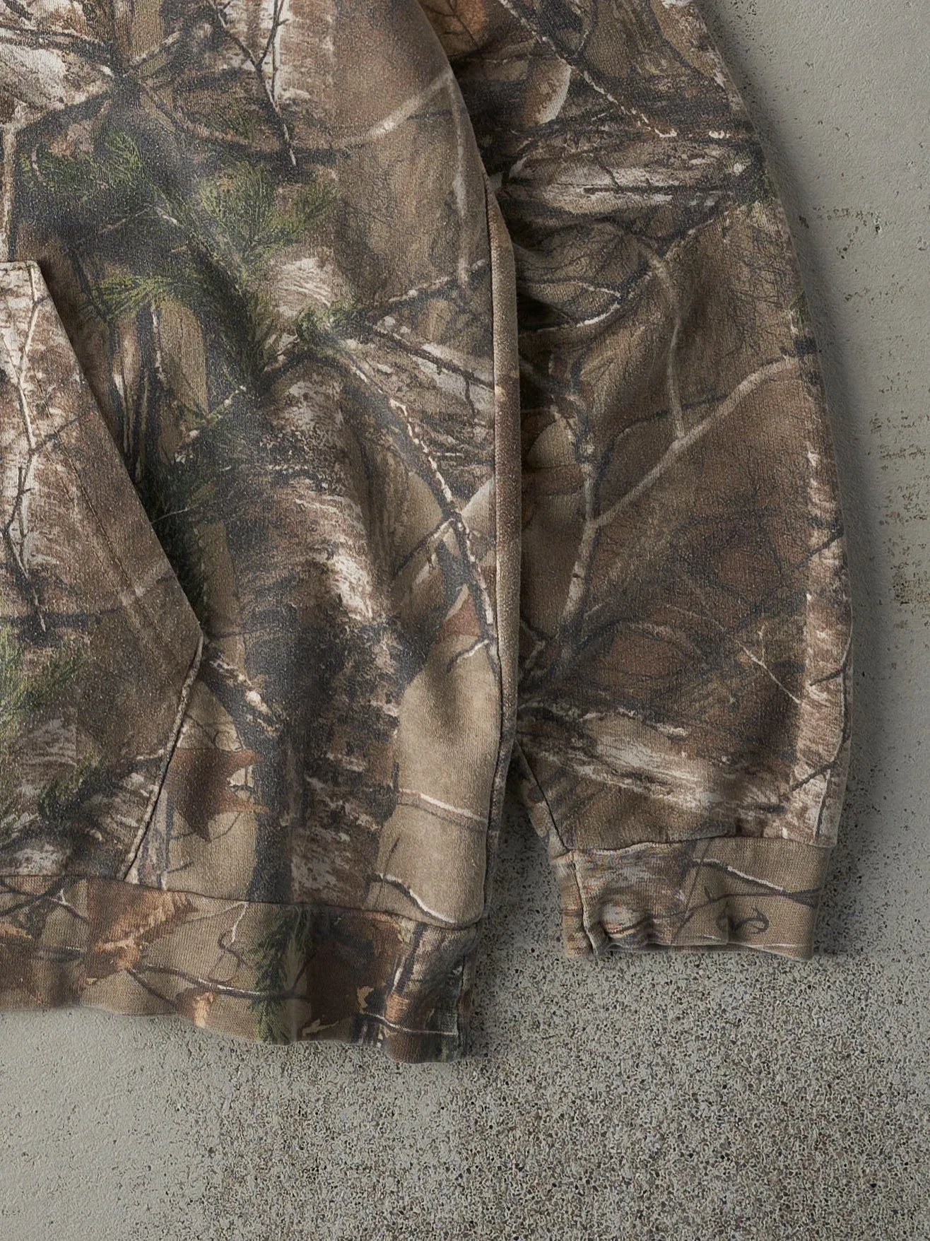 Vintage Y2K Brown RealTree Camo Hoodie (XL) sold by Rebalance Vintage product image thumbnail 3